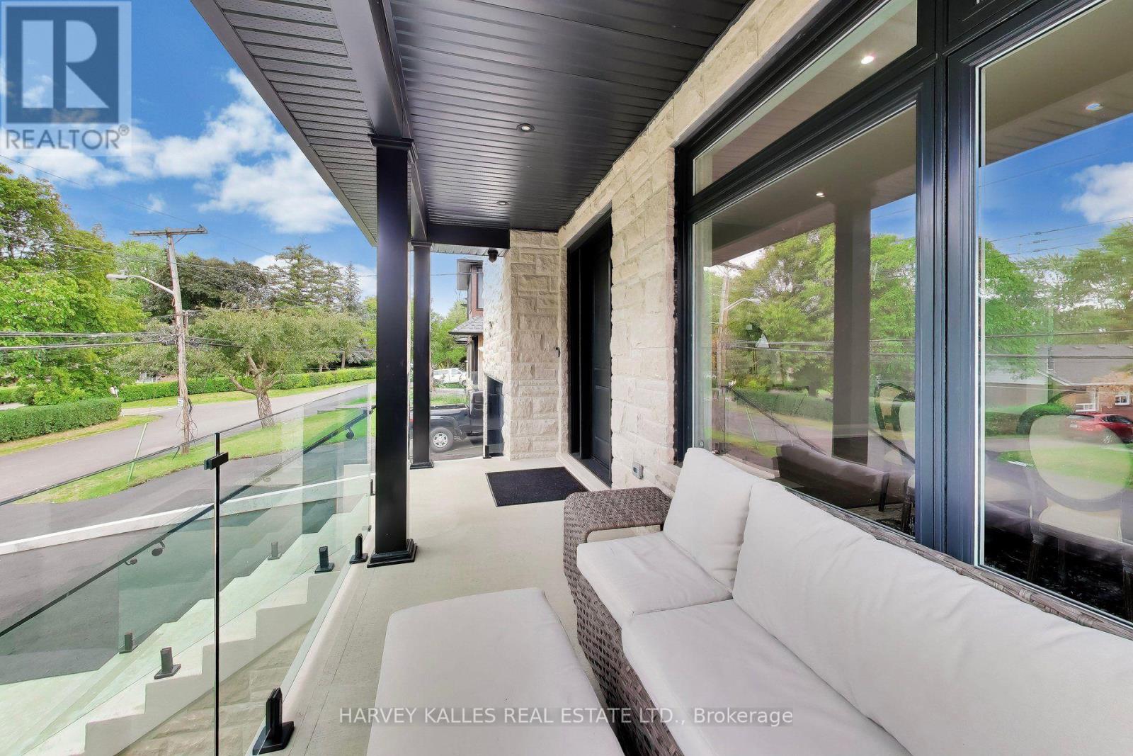 24 RAVENSCREST DRIVE