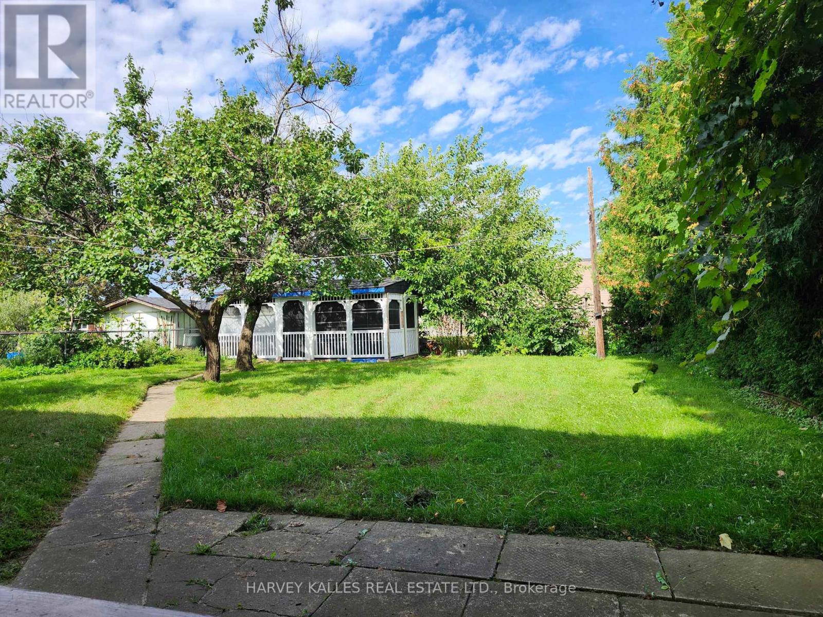 2379 HENSALL STREET