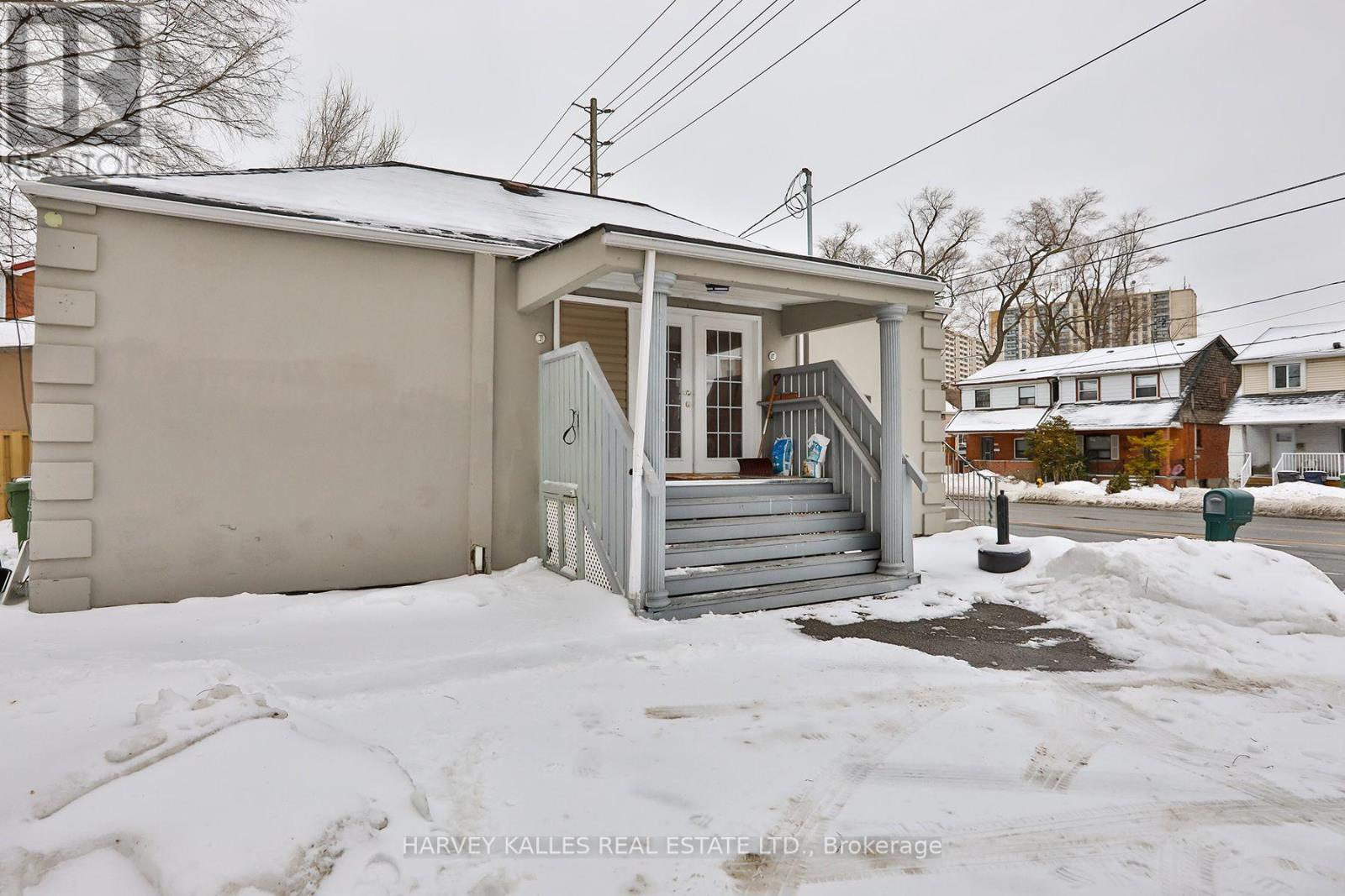 1239 JANE STREET