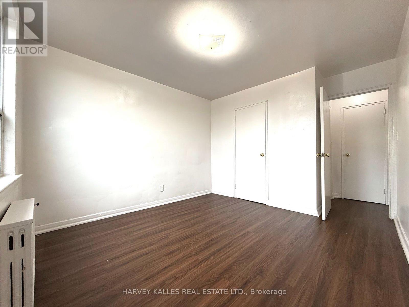 402 - 1490 EGLINTON AVENUE W