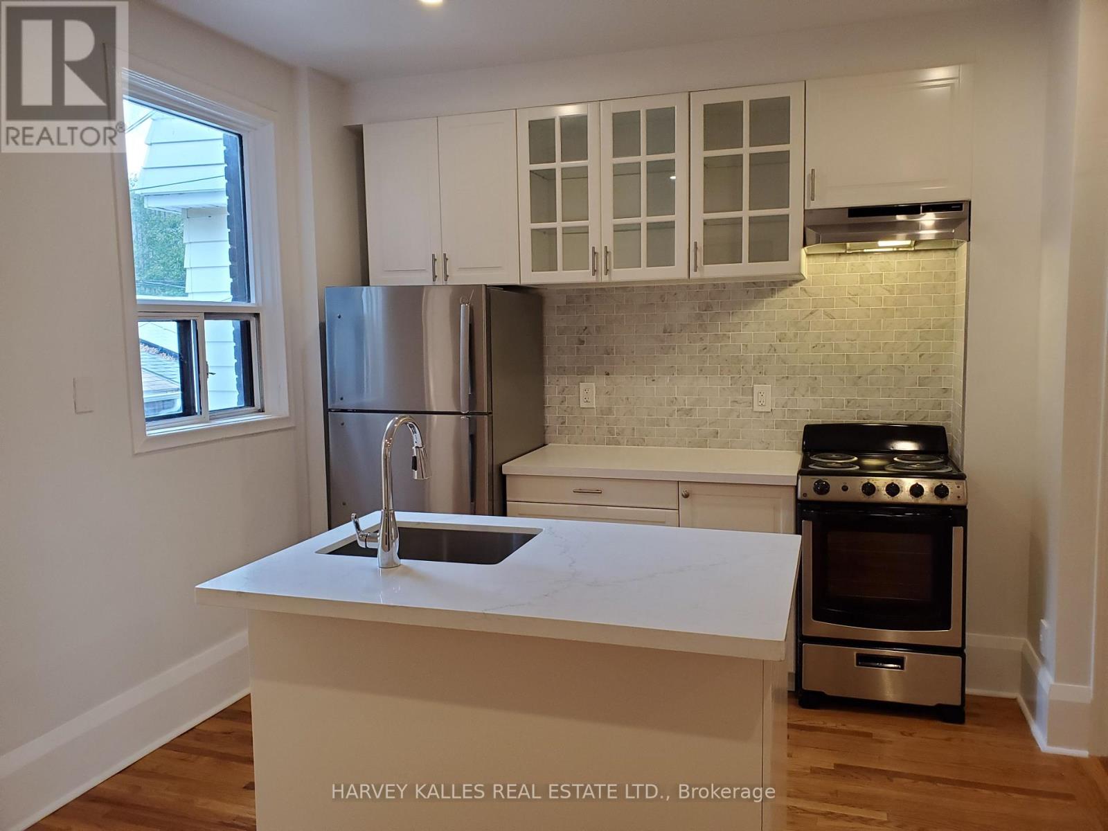MAIN - 1300 LANSDOWNE AVENUE