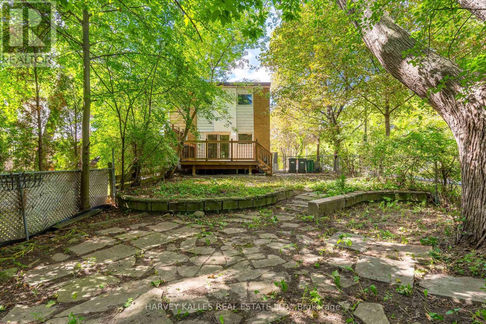 2258 BROOKHURST ROAD