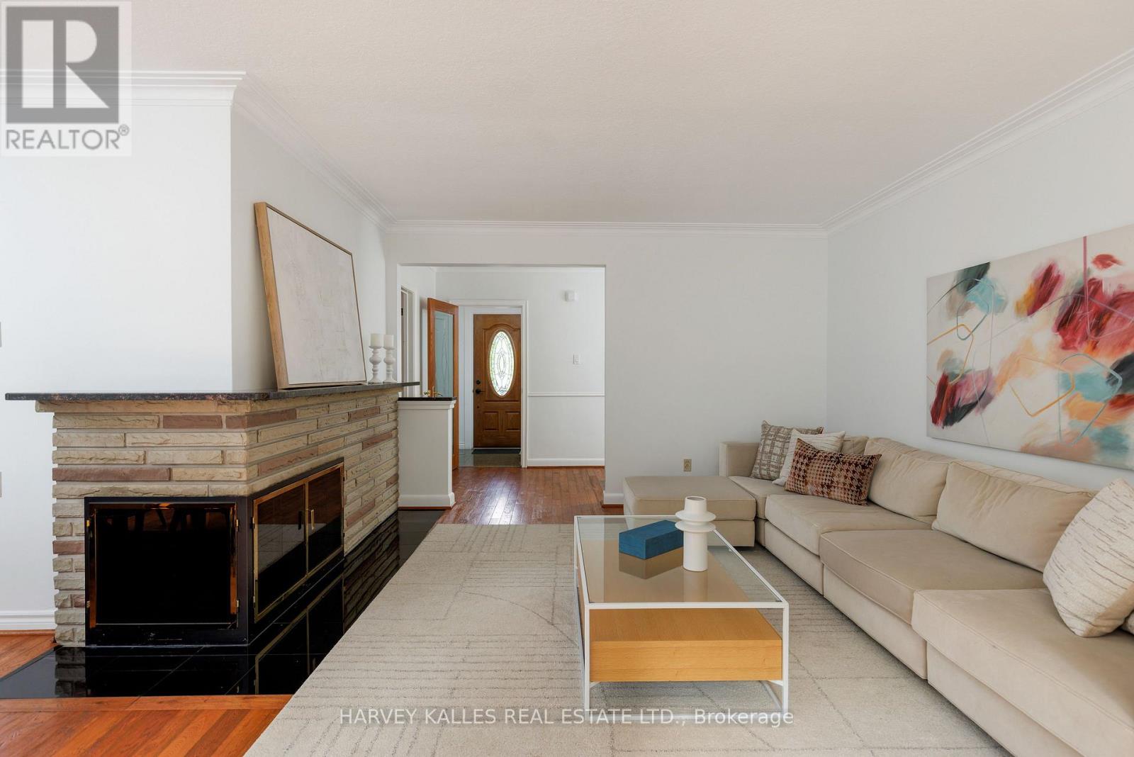 63 TWYFORD ROAD