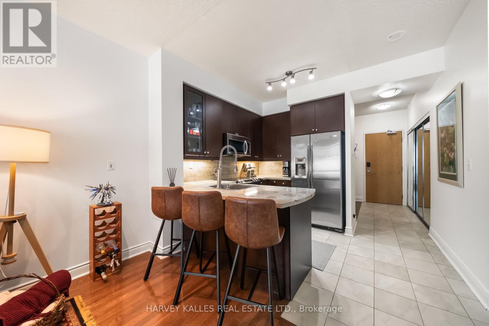 602 - 1910 LAKE SHORE BOULEVARD W