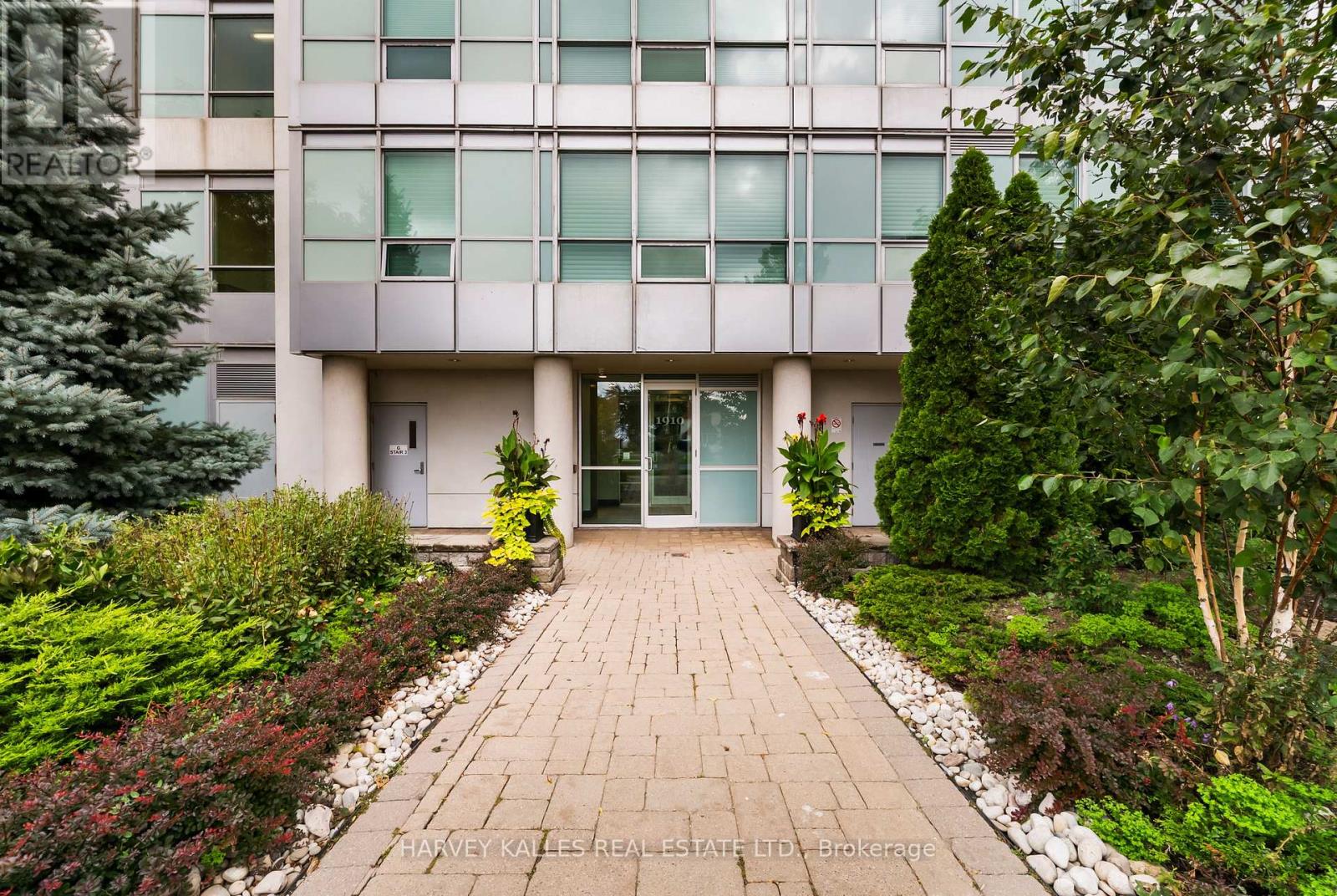 602 - 1910 LAKE SHORE BOULEVARD W