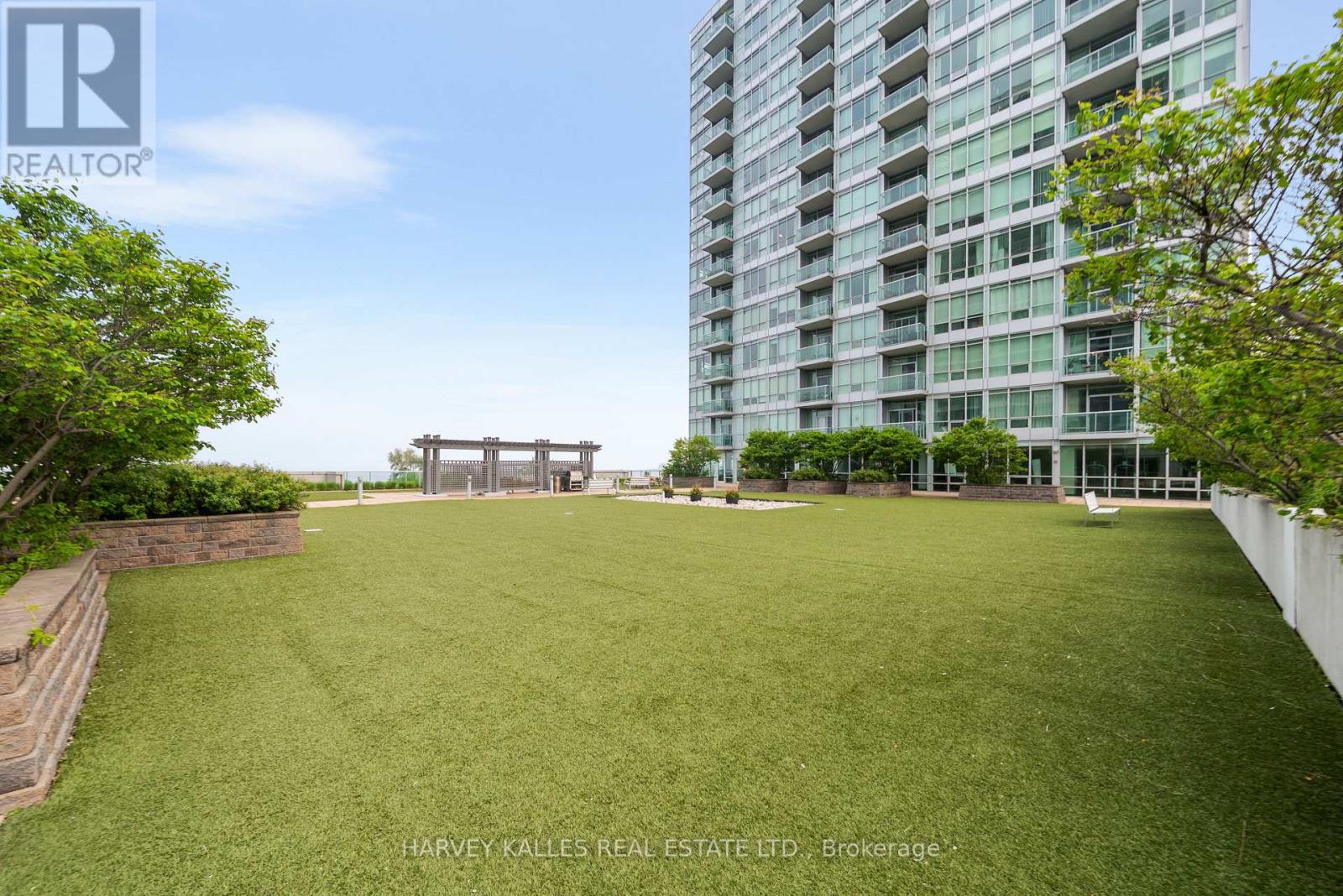 602 - 1910 LAKE SHORE BOULEVARD W