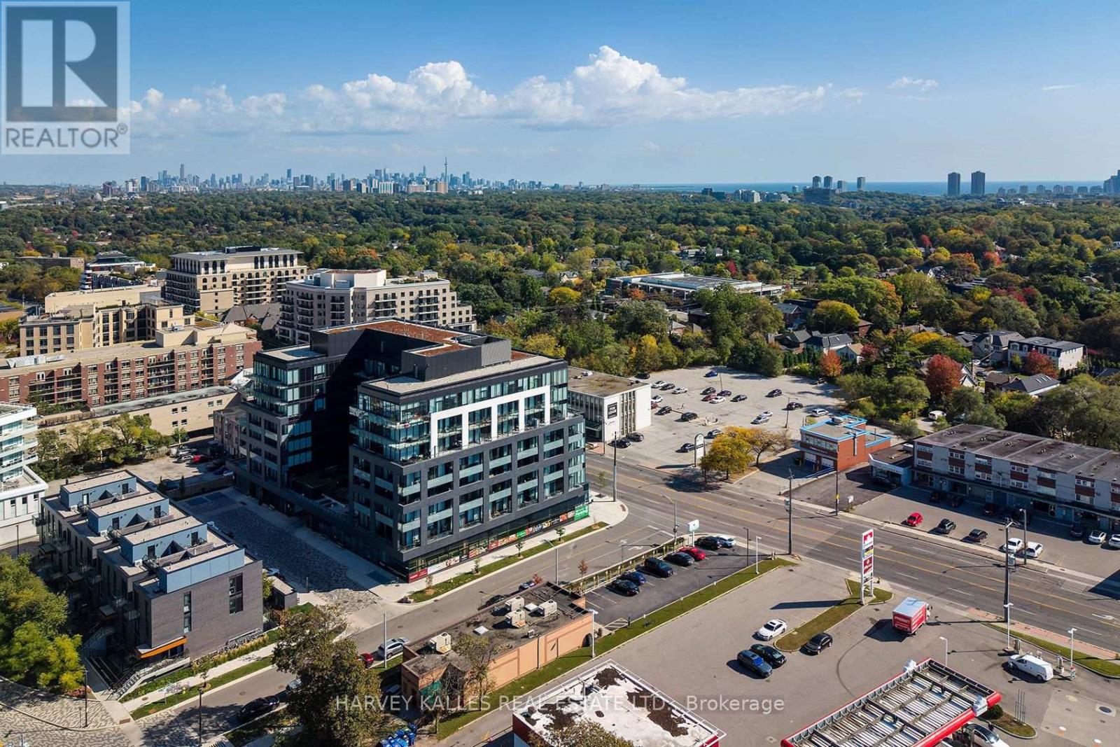 412 - 4208 DUNDAS STREET W