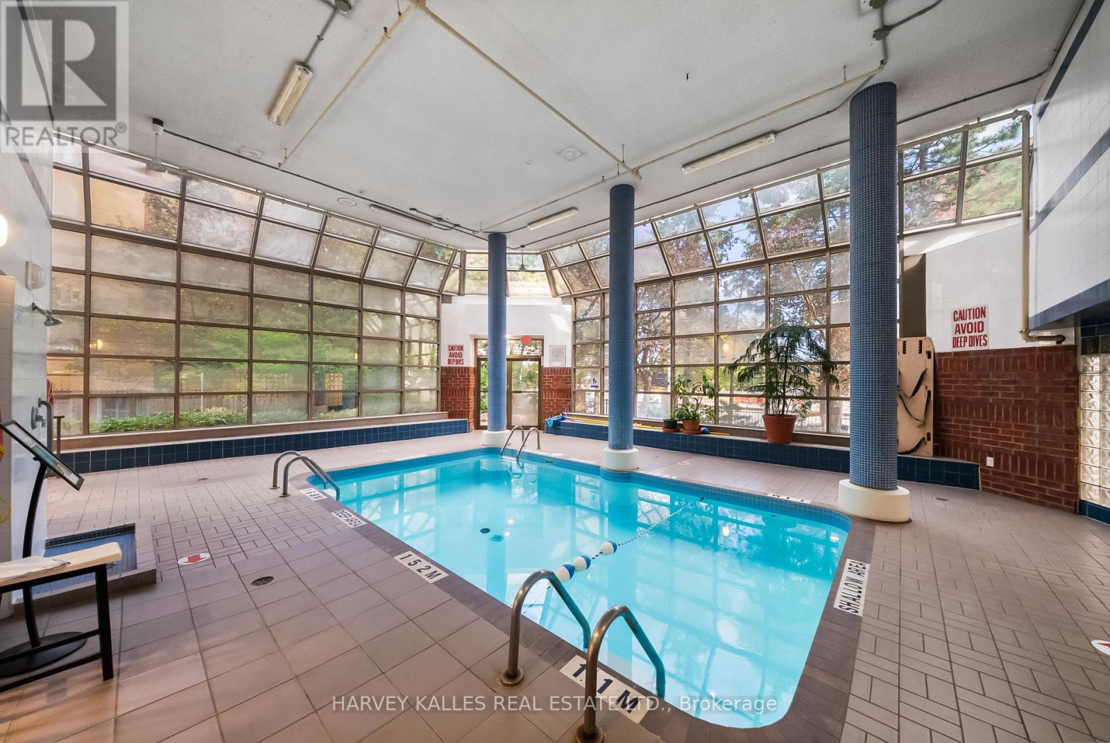 505 - 25 FAIRVIEW ROAD
