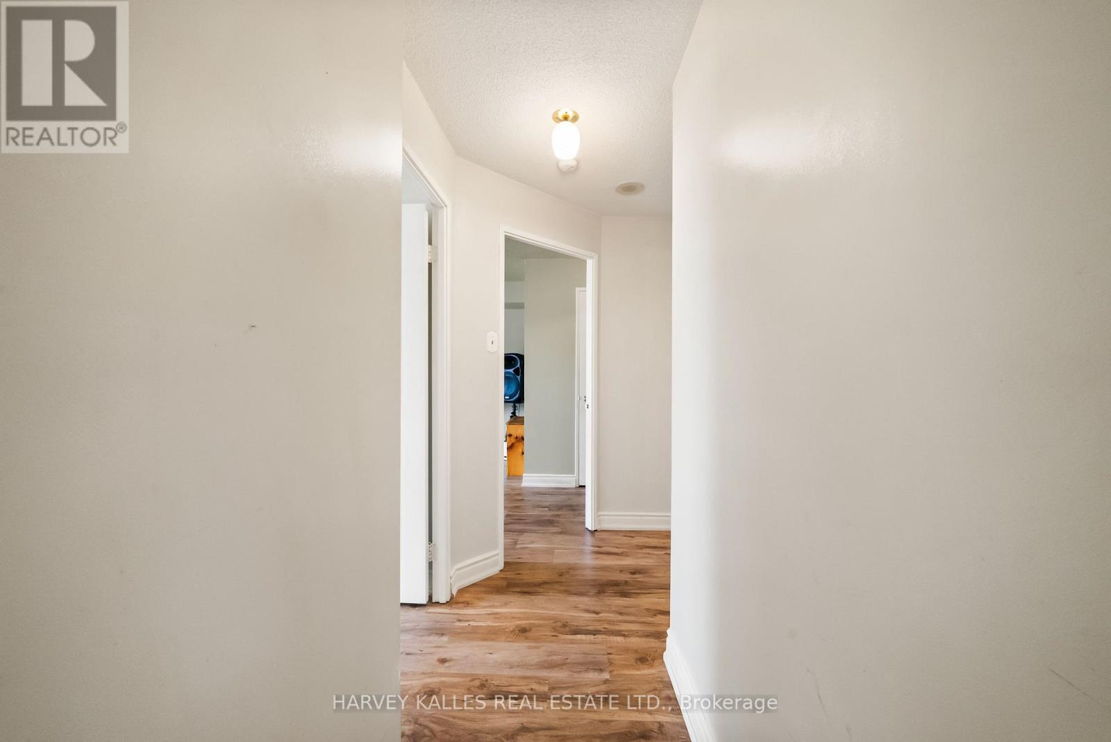 505 - 25 FAIRVIEW ROAD