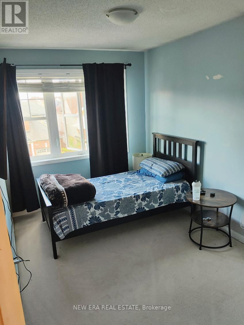 225 SCHREYER CRESCENT