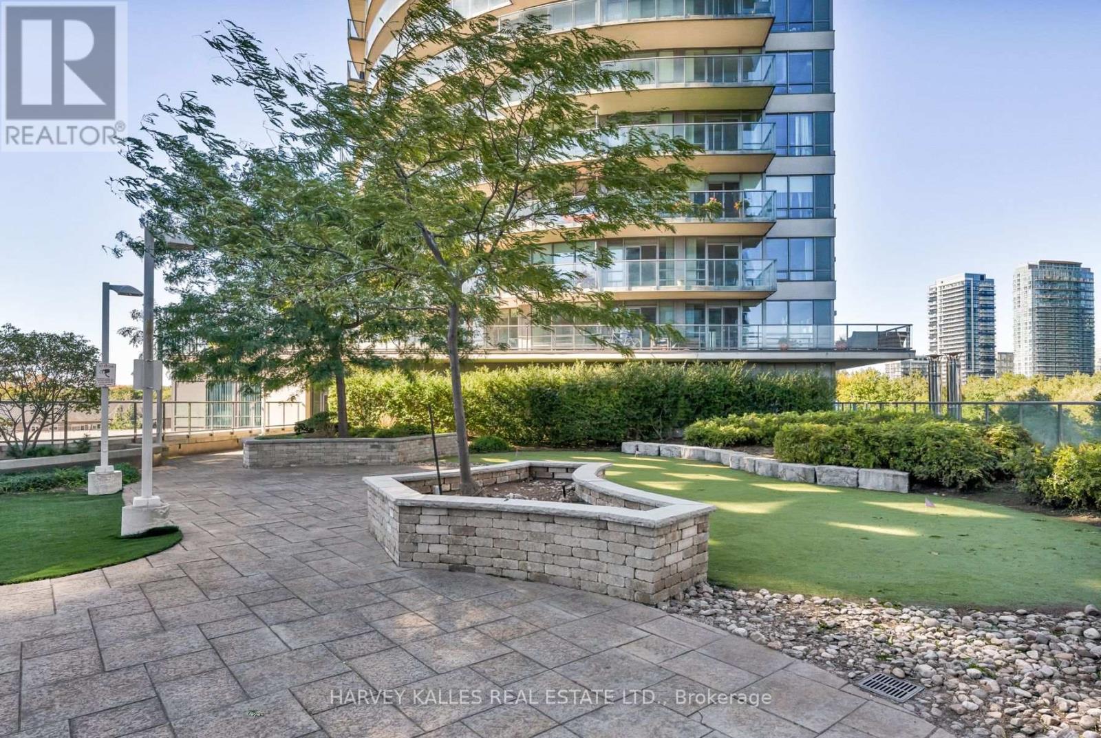 602 - 2230 LAKE SHORE BOULEVARD W