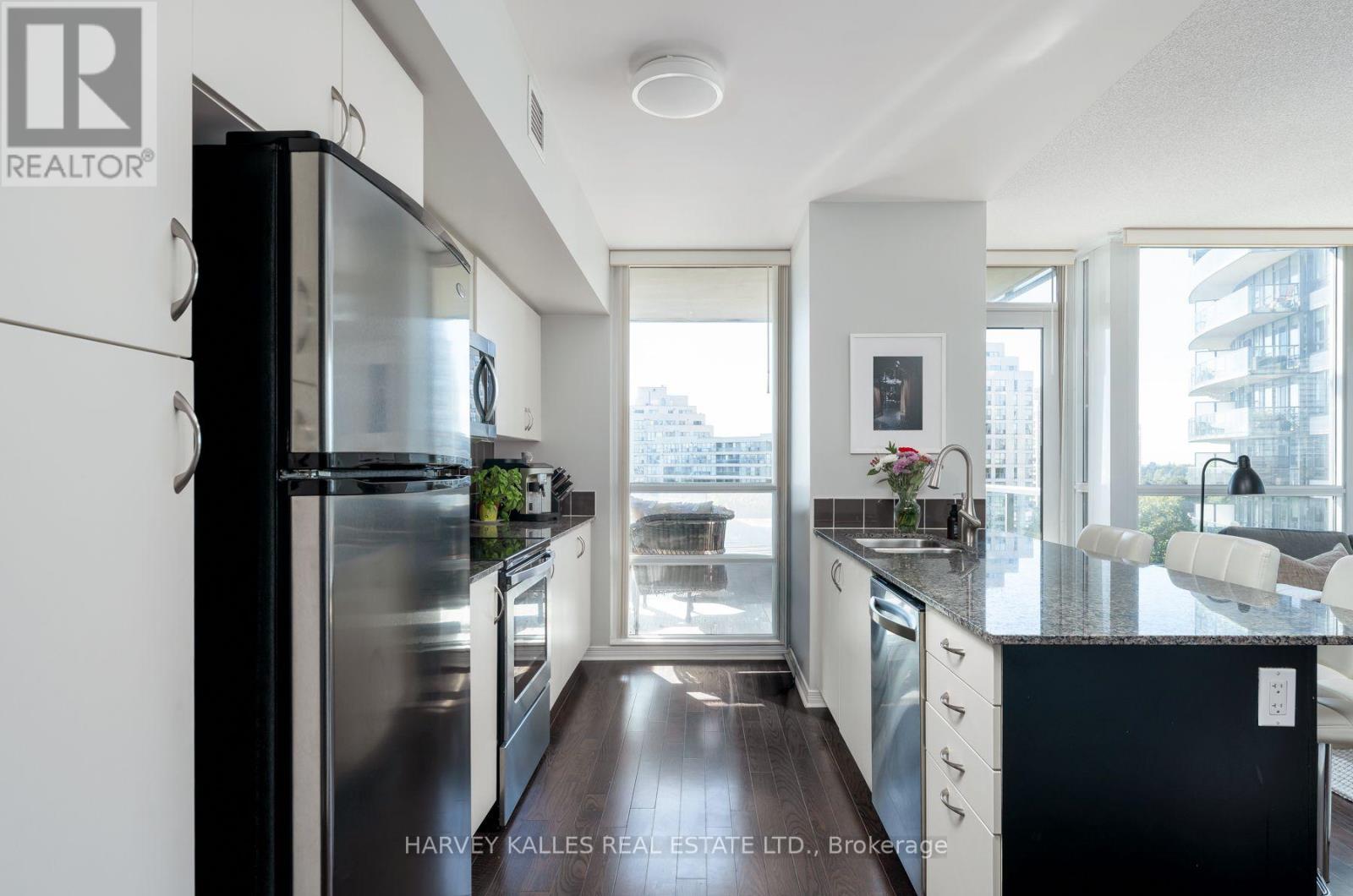602 - 2230 LAKE SHORE BOULEVARD W