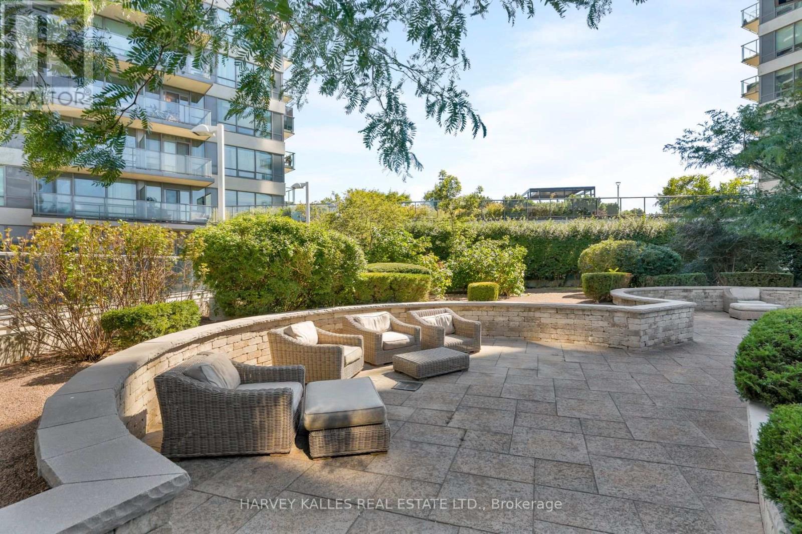 602 - 2230 LAKE SHORE BOULEVARD W