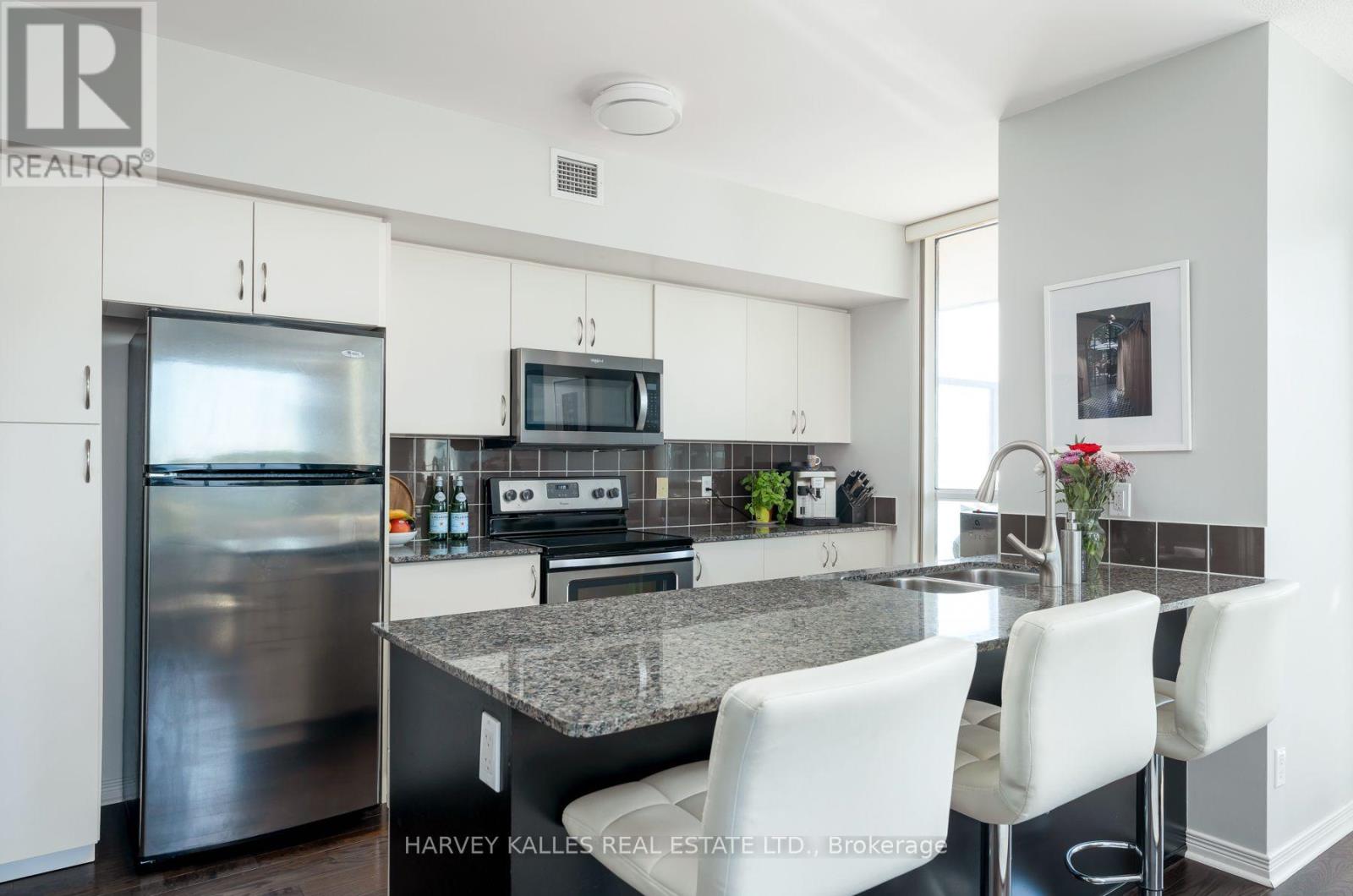 602 - 2230 LAKE SHORE BOULEVARD W