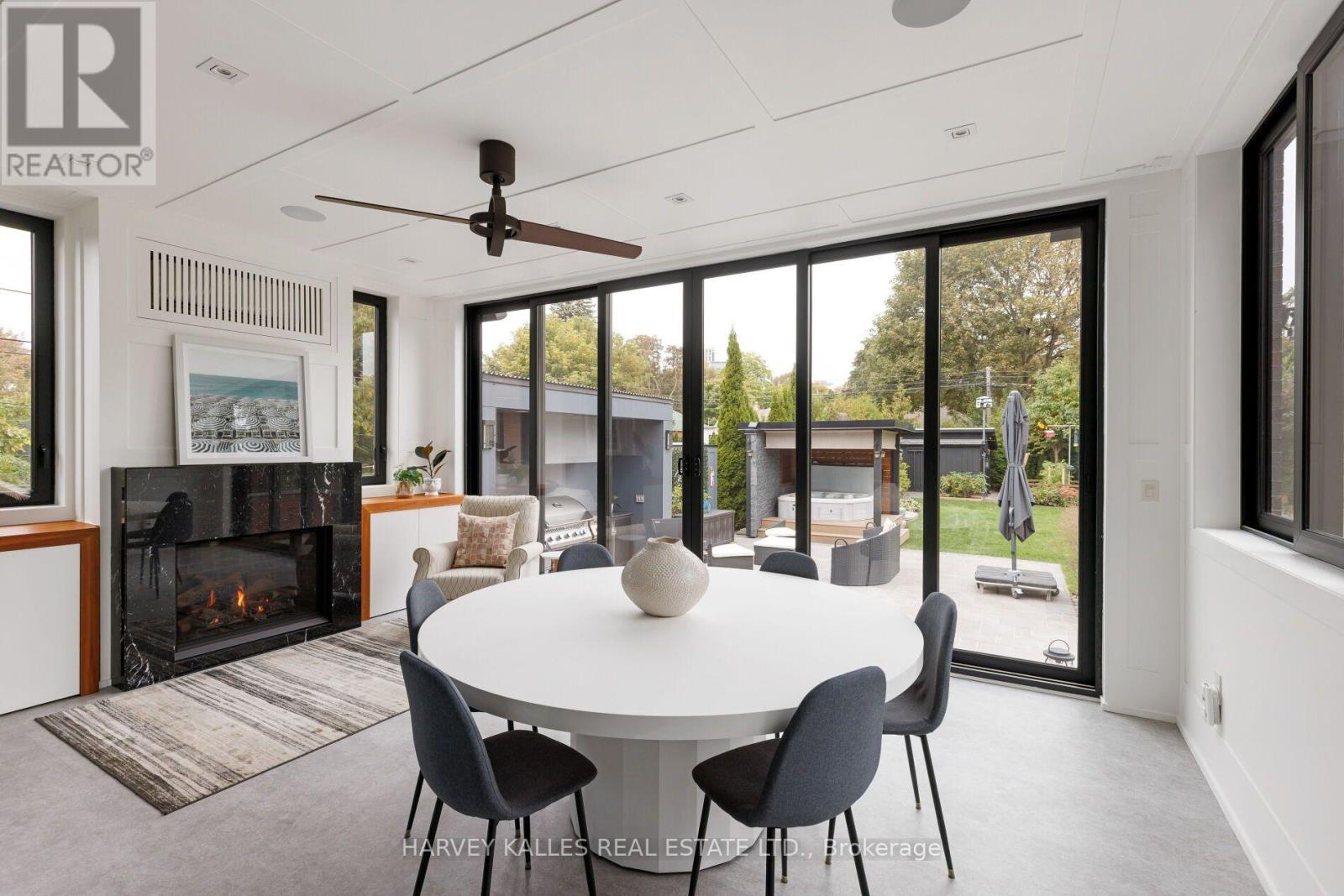 16 GRAYSTONE GARDENS