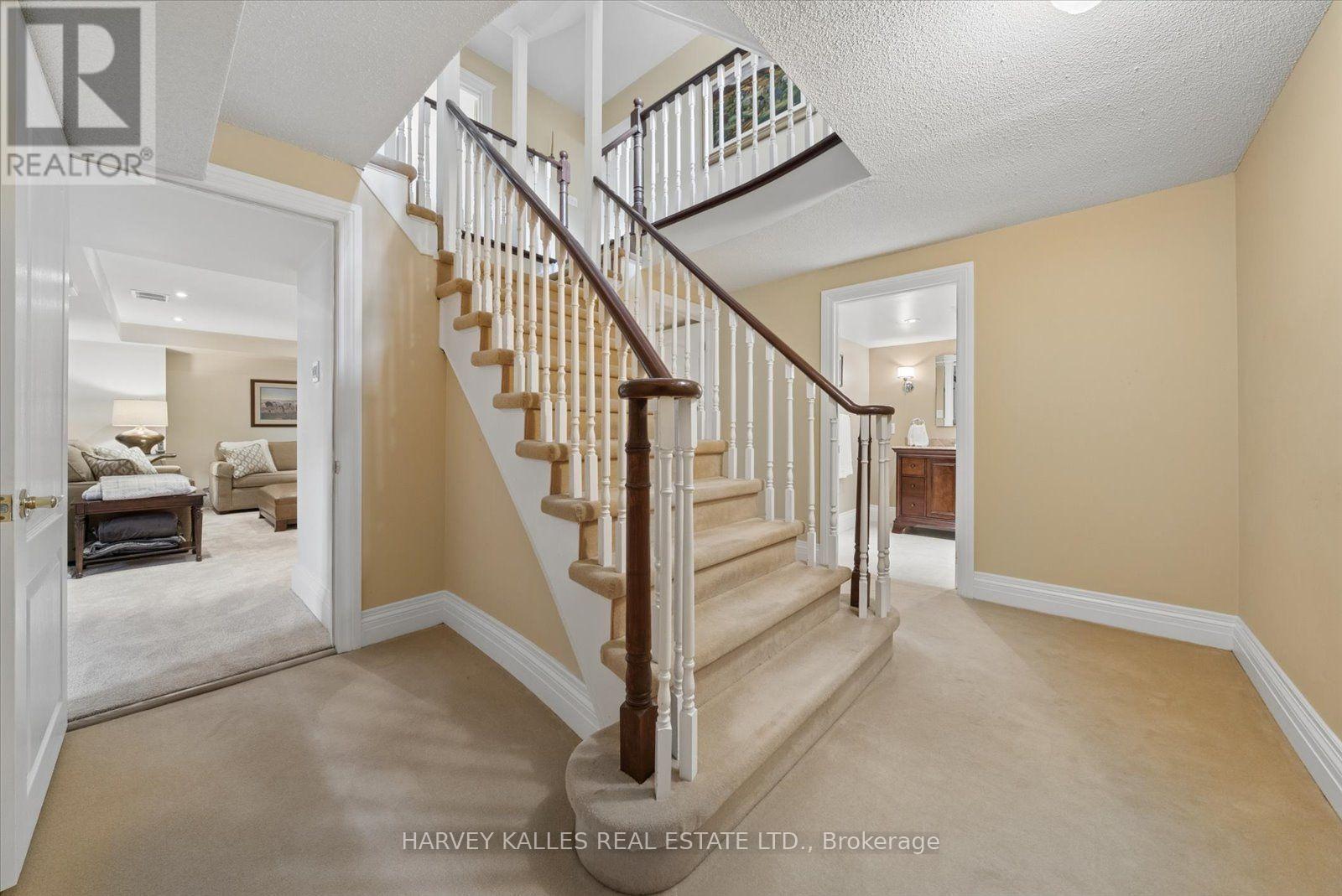 3685 ST. LAURENT COURT