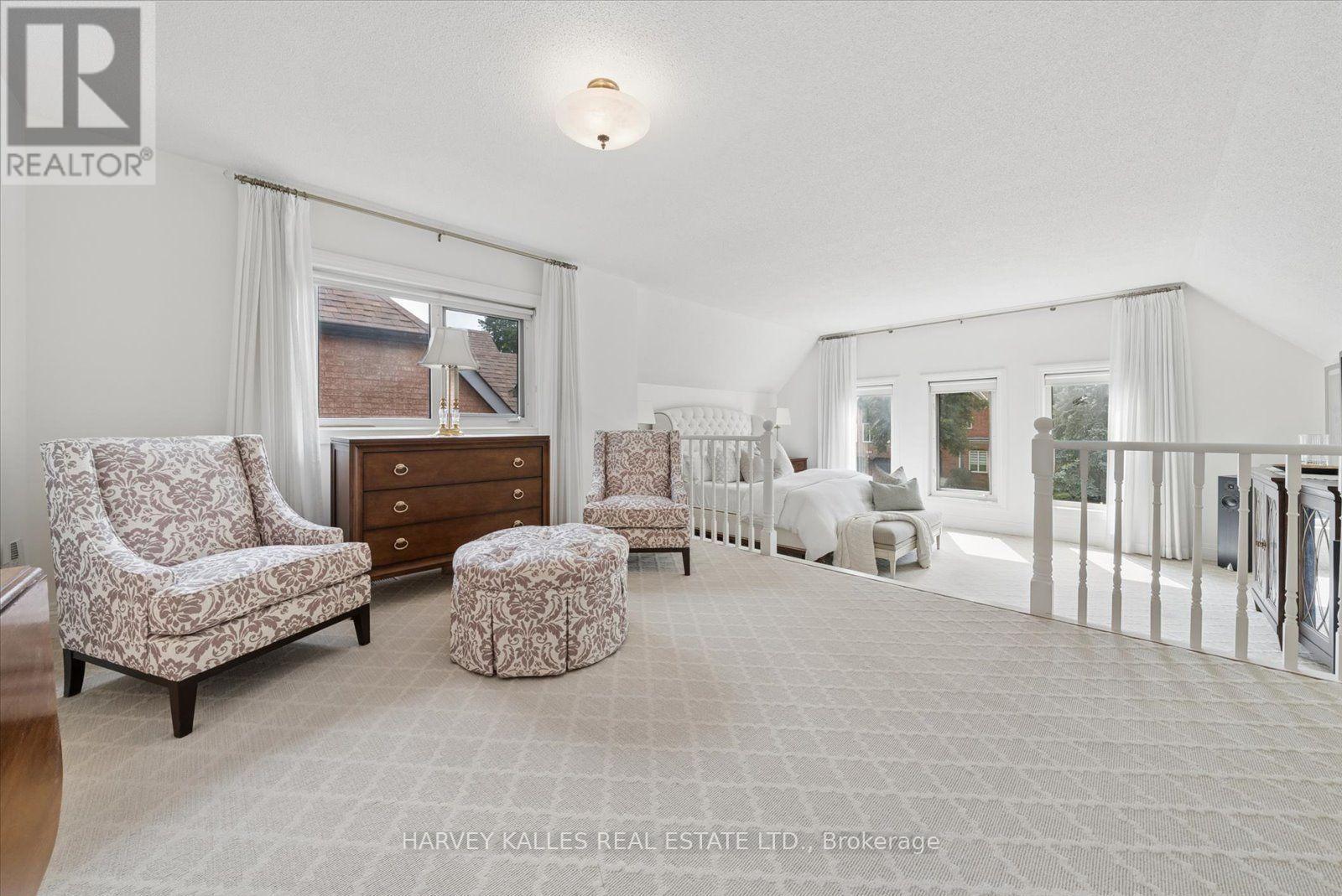 3685 ST. LAURENT COURT