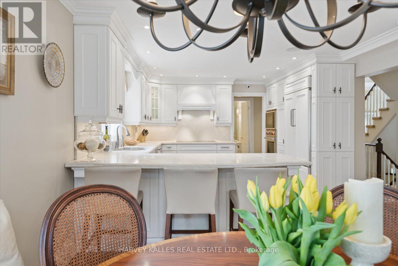 3685 ST. LAURENT COURT