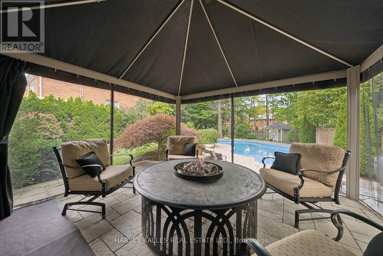 3685 ST. LAURENT COURT