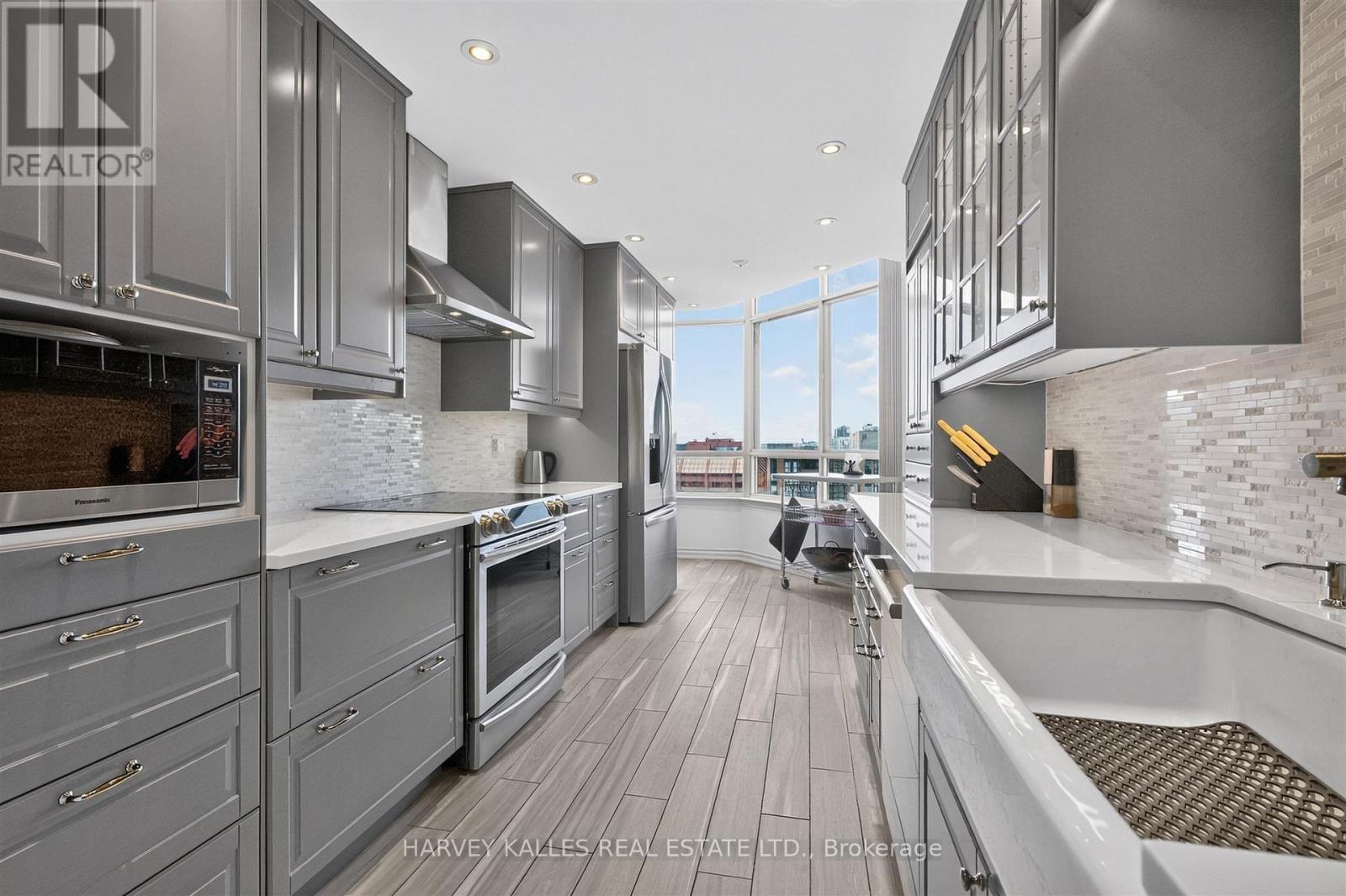 PH4 - 3605 KARIYA DRIVE Unit: PH4