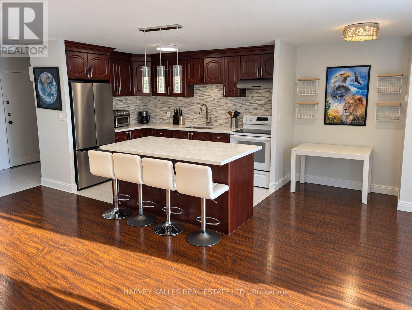 412 - 3025 THE CREDIT WOODLANDS DRIVE Unit: 412