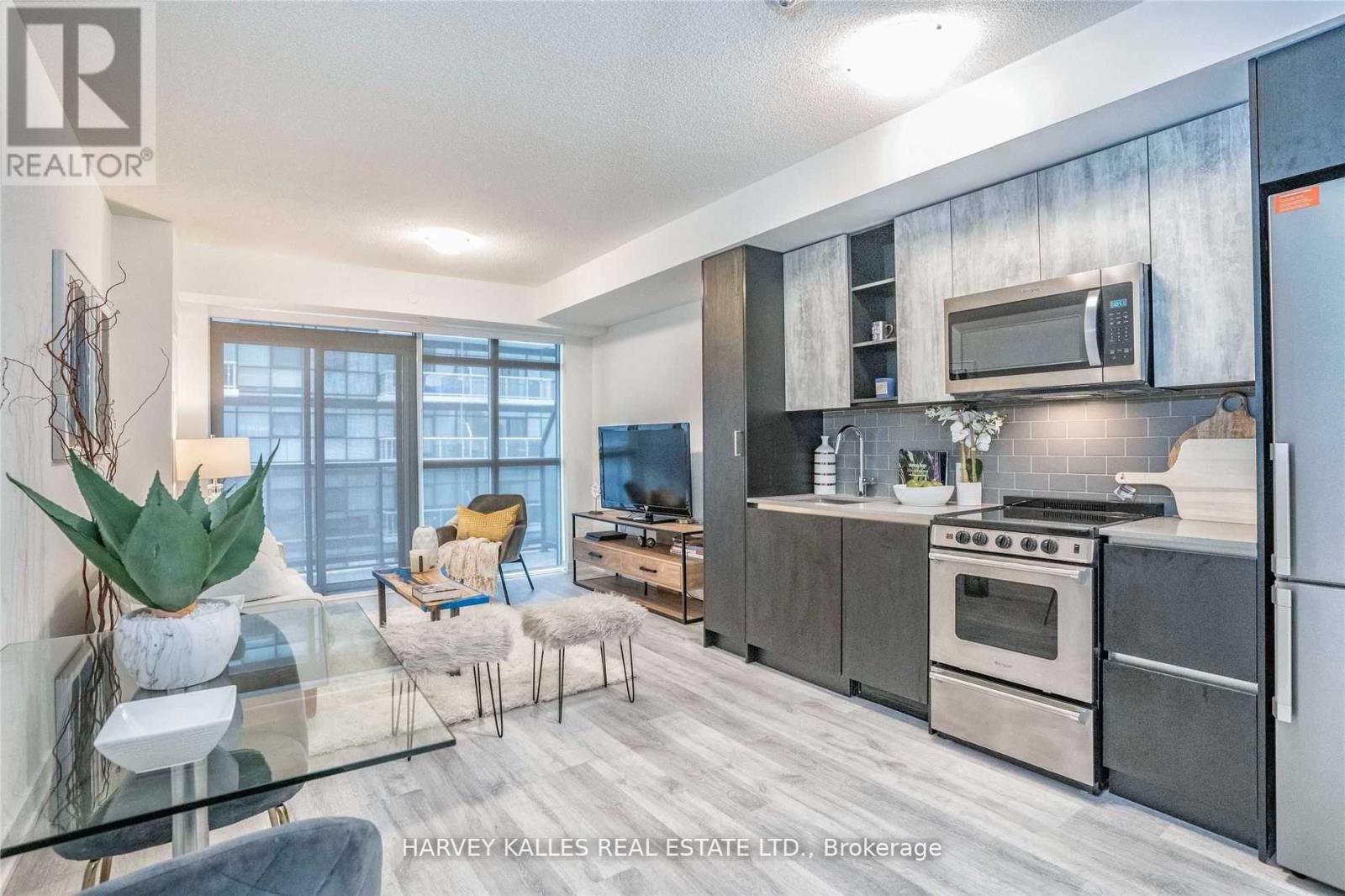 909 - 251 MANITOBA STREET Unit: 909