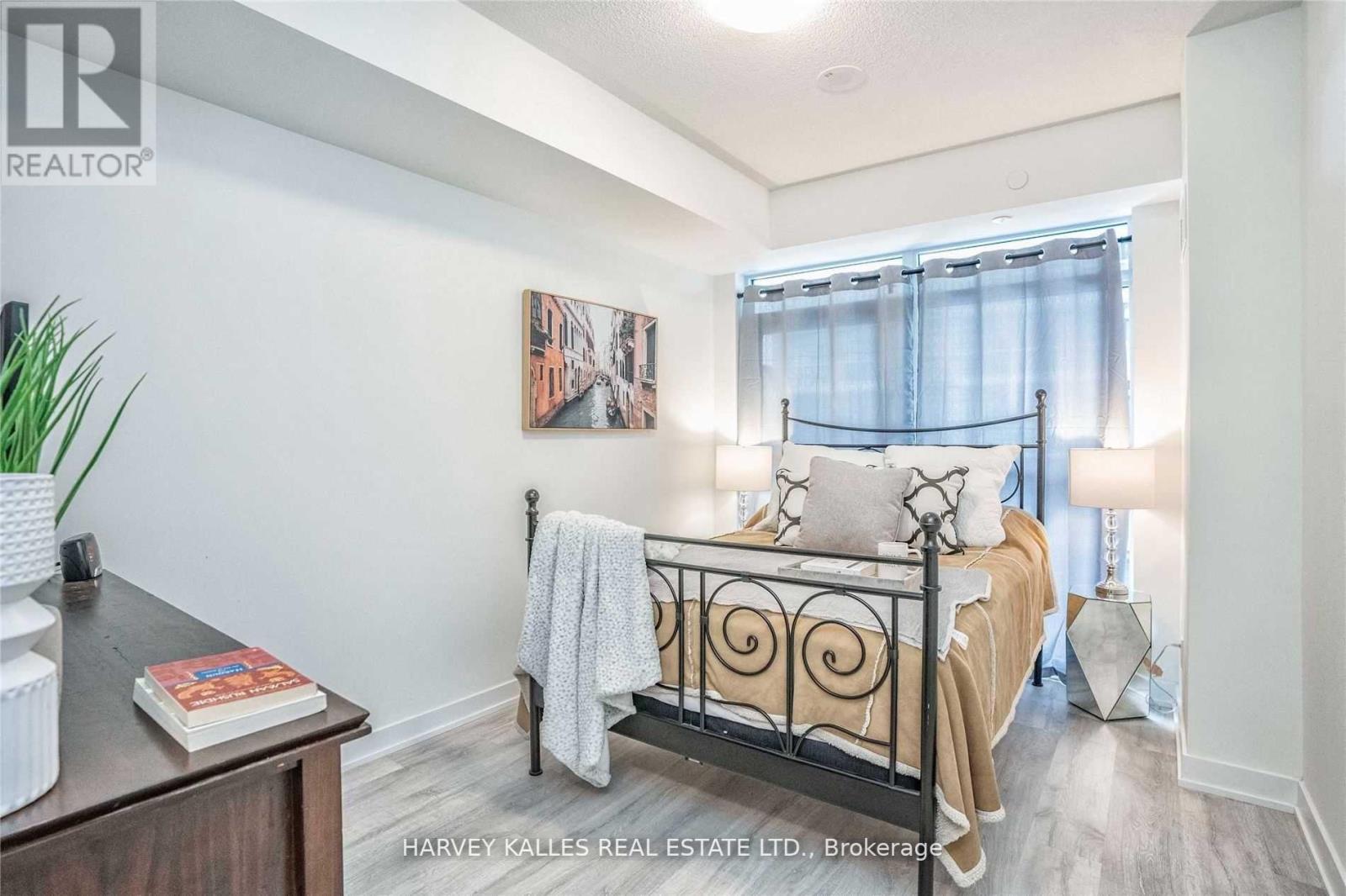909 - 251 MANITOBA STREET Unit: 909