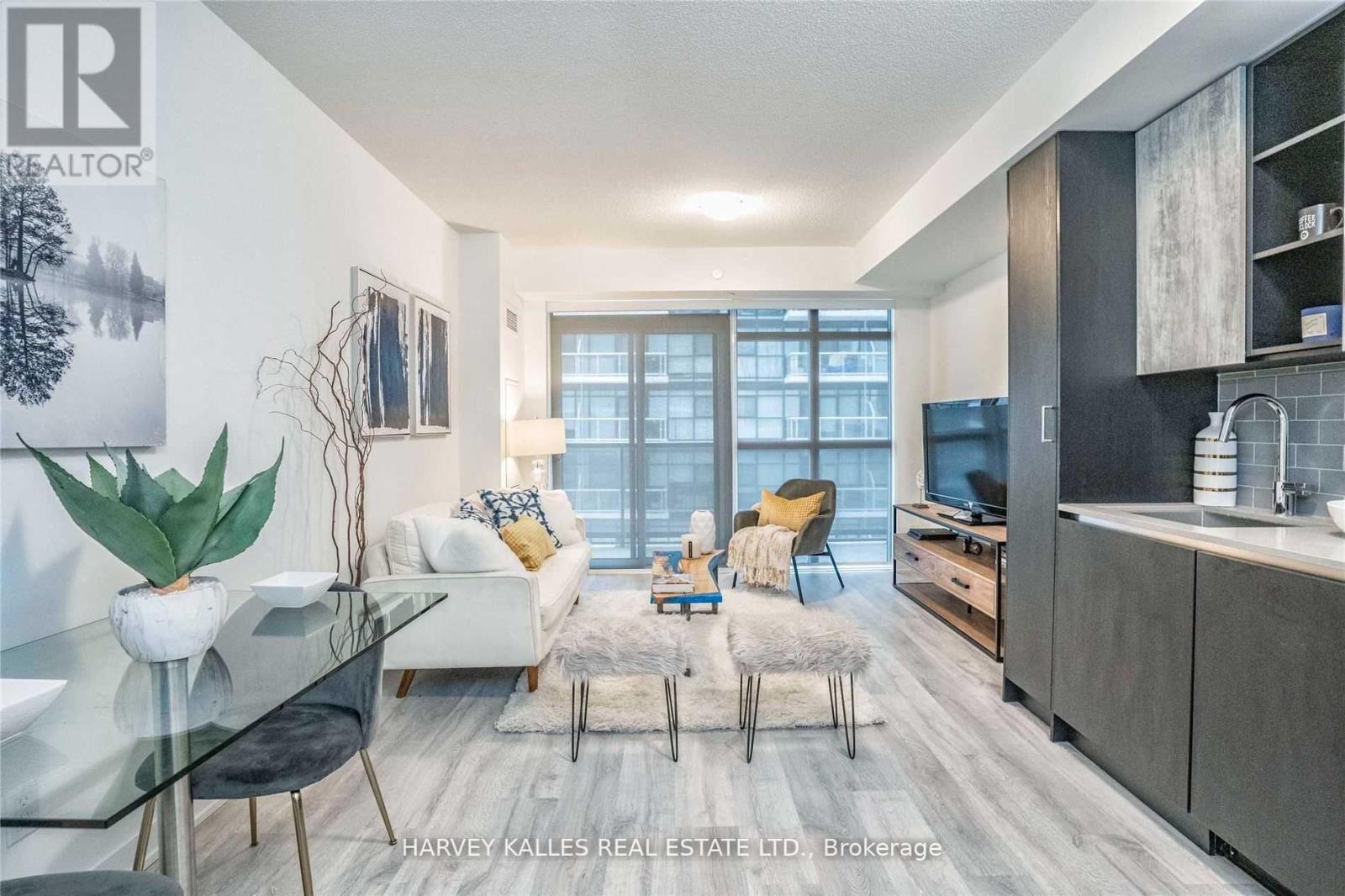 909 - 251 MANITOBA STREET Unit: 909