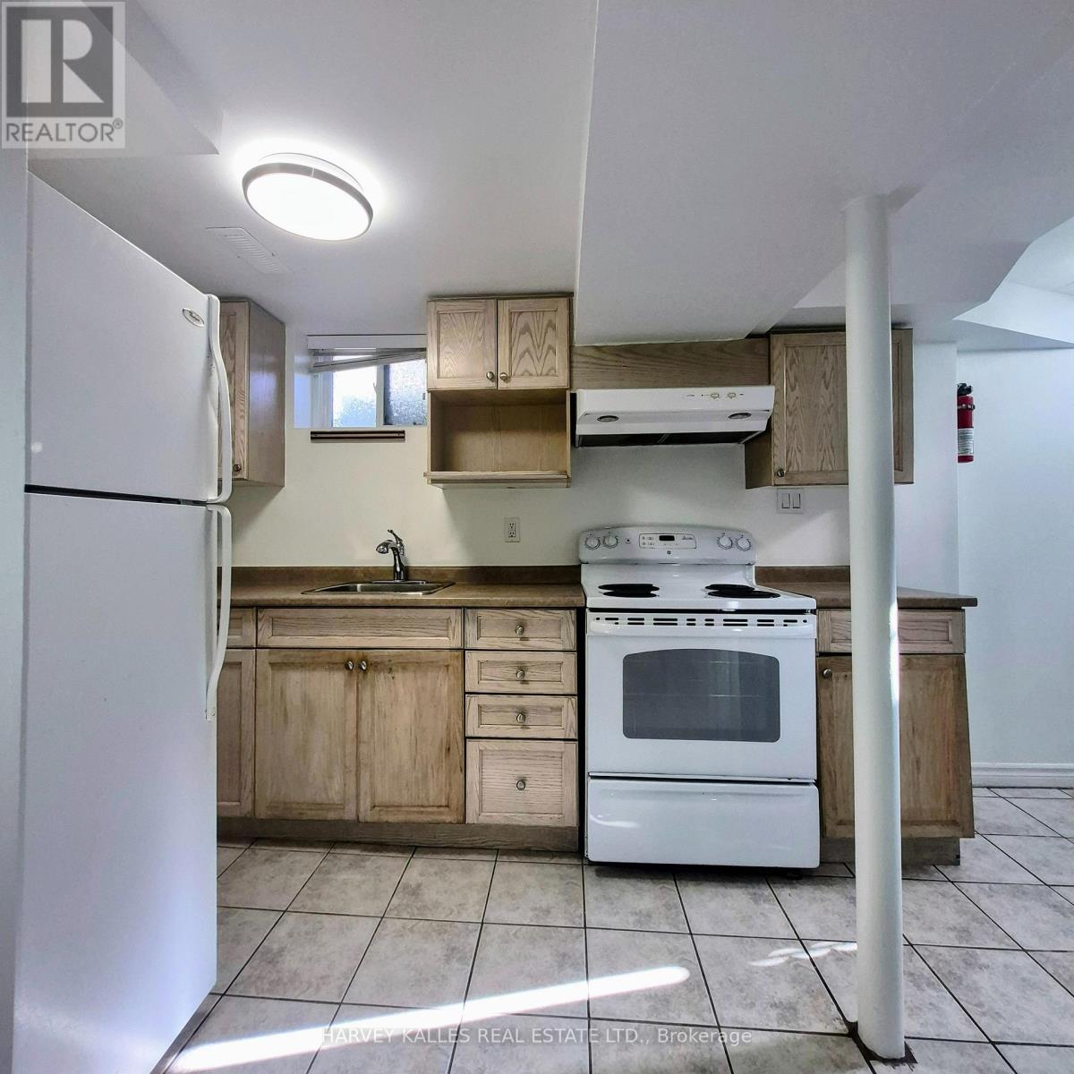 LOWER - 1575 DUFFERIN STREET Unit: Lower