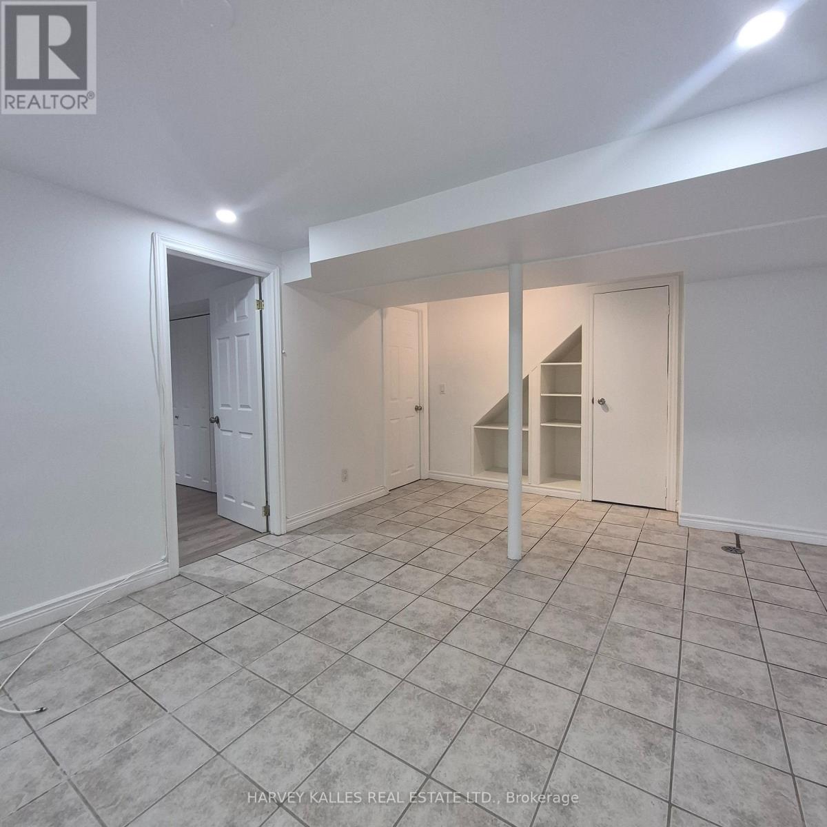 LOWER - 1575 DUFFERIN STREET Unit: Lower
