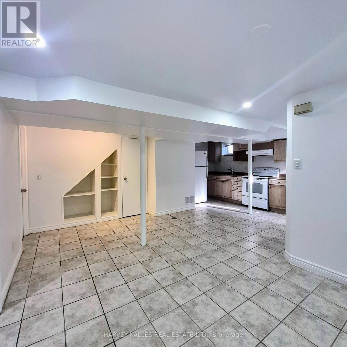 LOWER - 1575 DUFFERIN STREET Unit: Lower