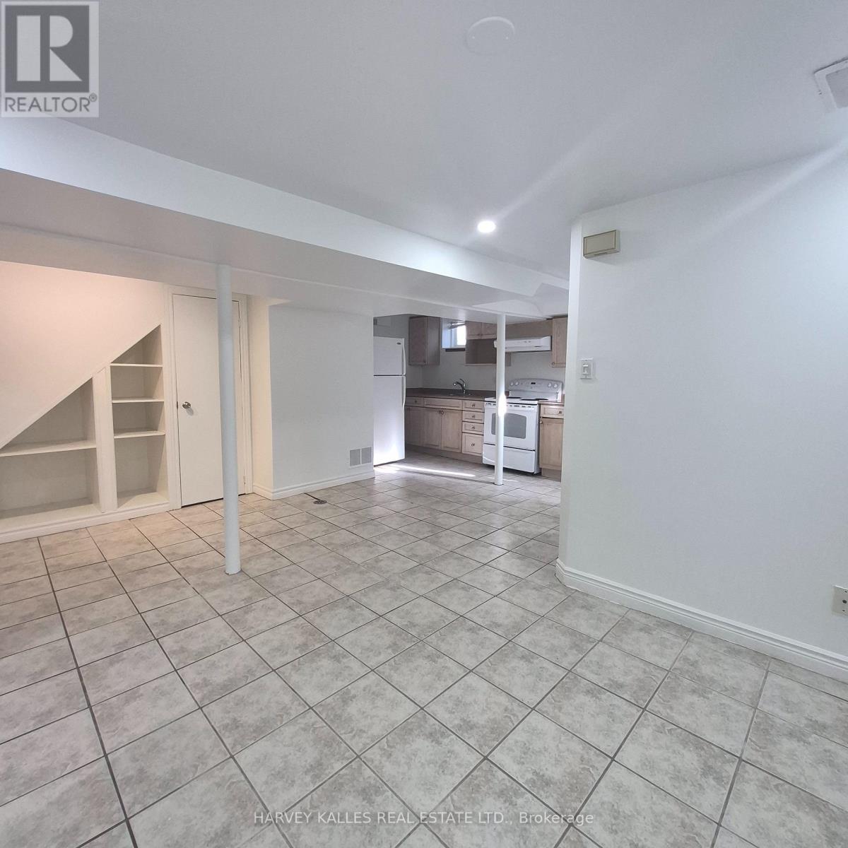 LOWER - 1575 DUFFERIN STREET Unit: Lower