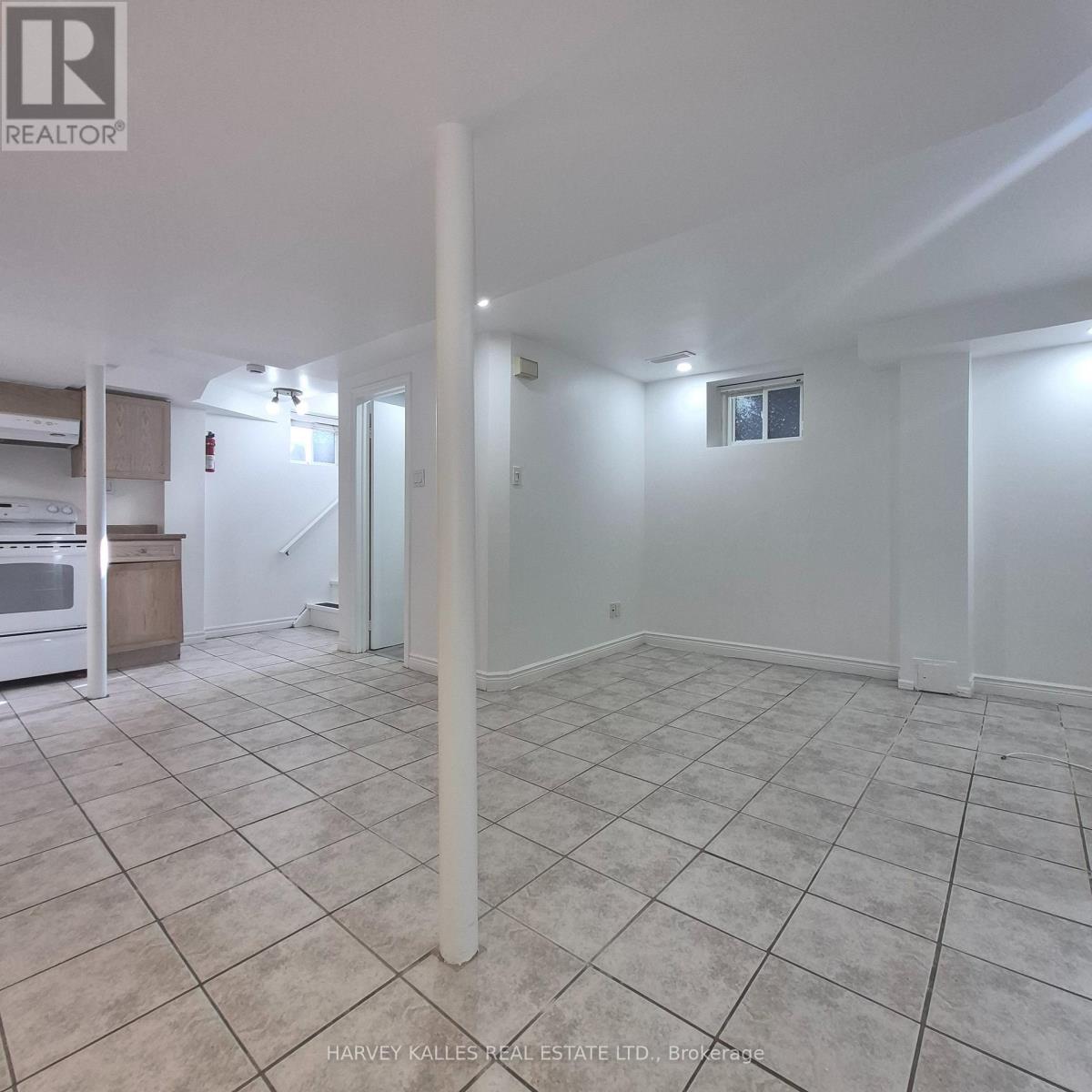 LOWER - 1575 DUFFERIN STREET Unit: Lower