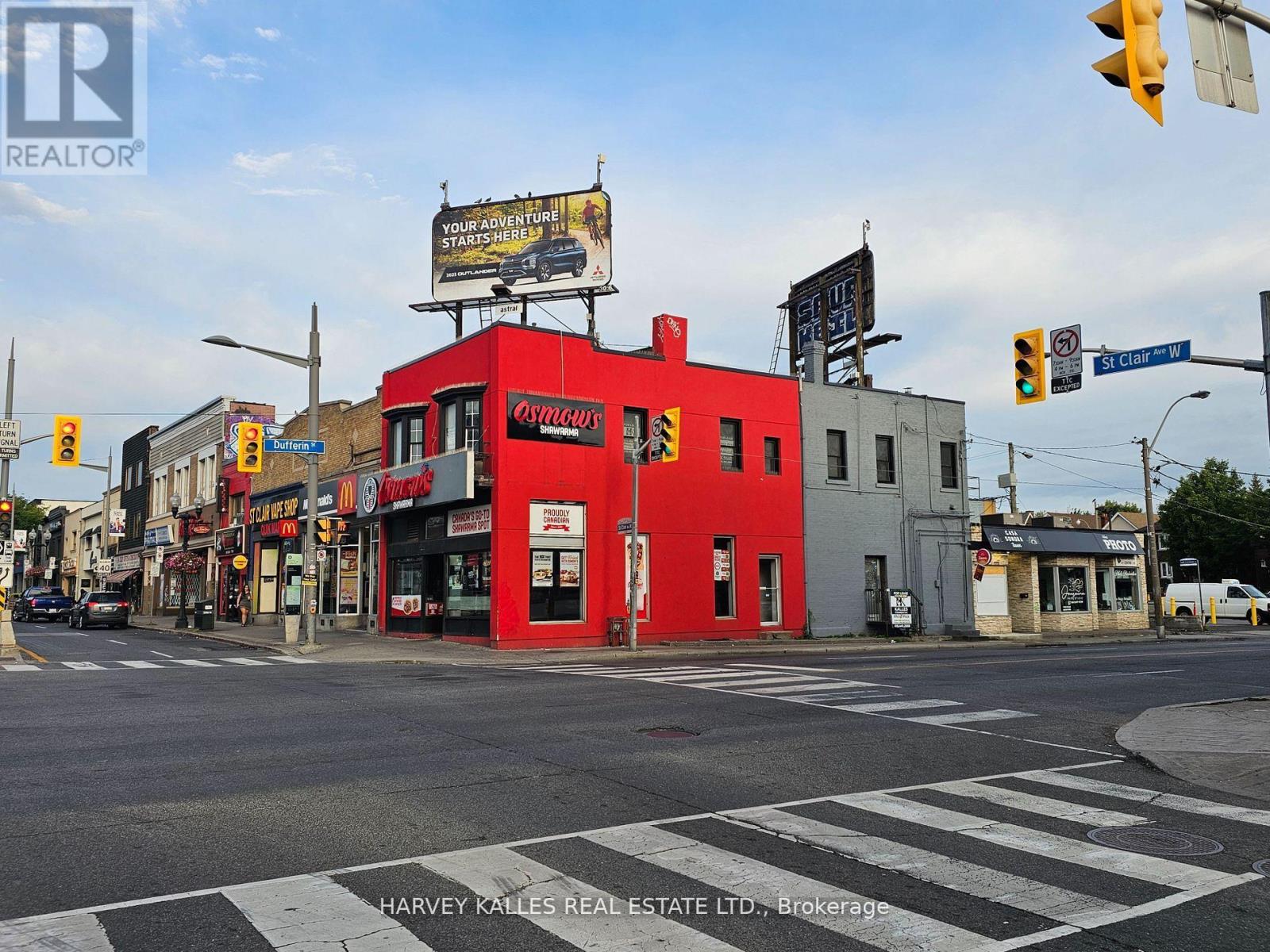 2ND FLOOR - 1166 ST CLAIR AVENUE W Unit: 2nd Floor