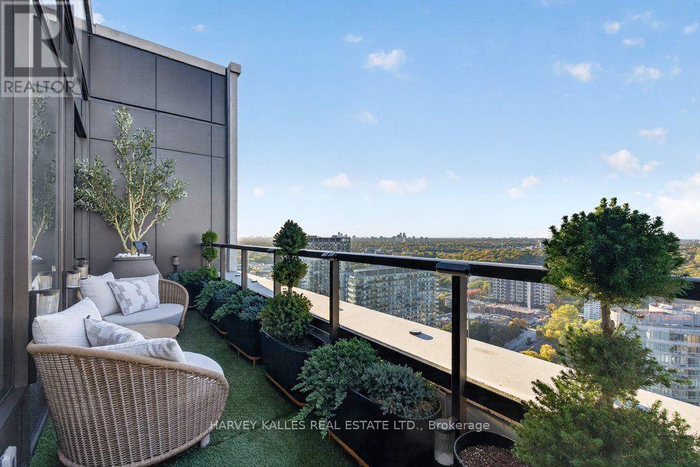 PH01 - 1928 LAKESHORE BOULEVARD W Unit: PH01