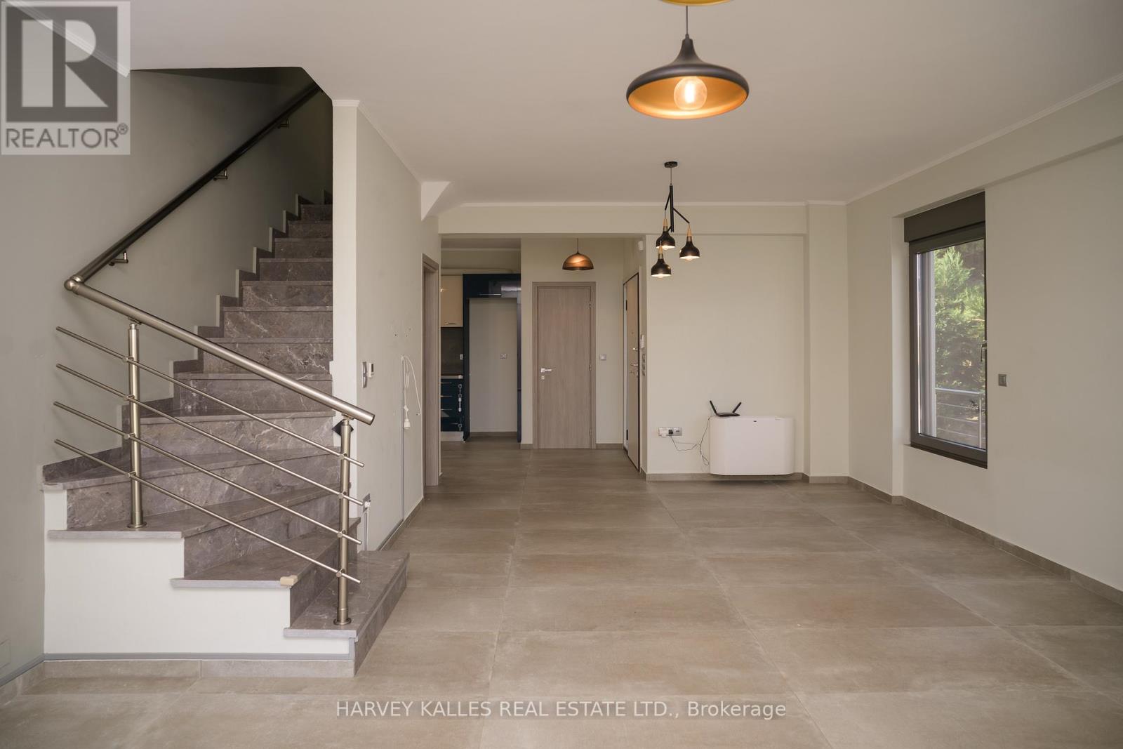 VILLA 4 IMION STREET