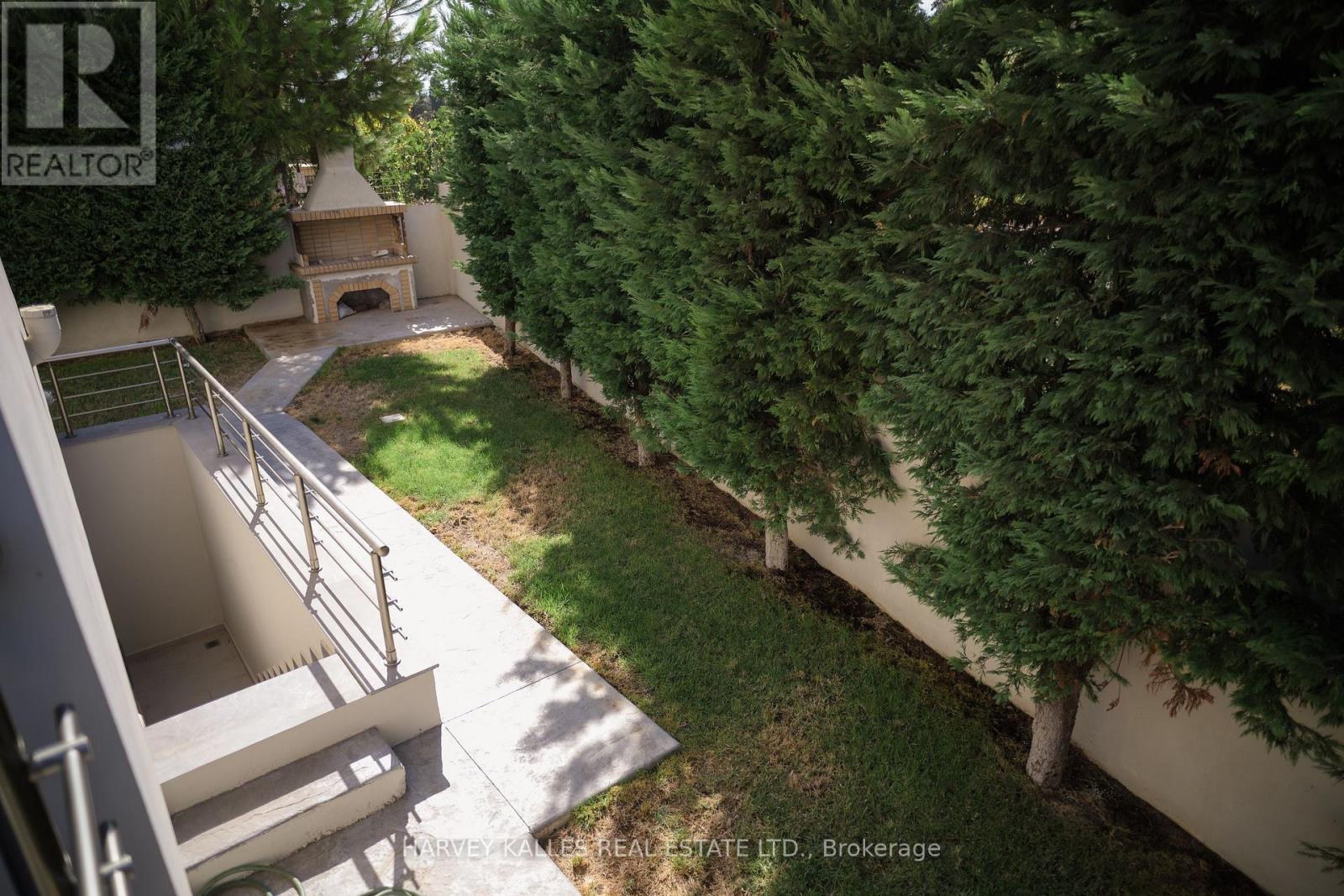 VILLA 4 IMION STREET