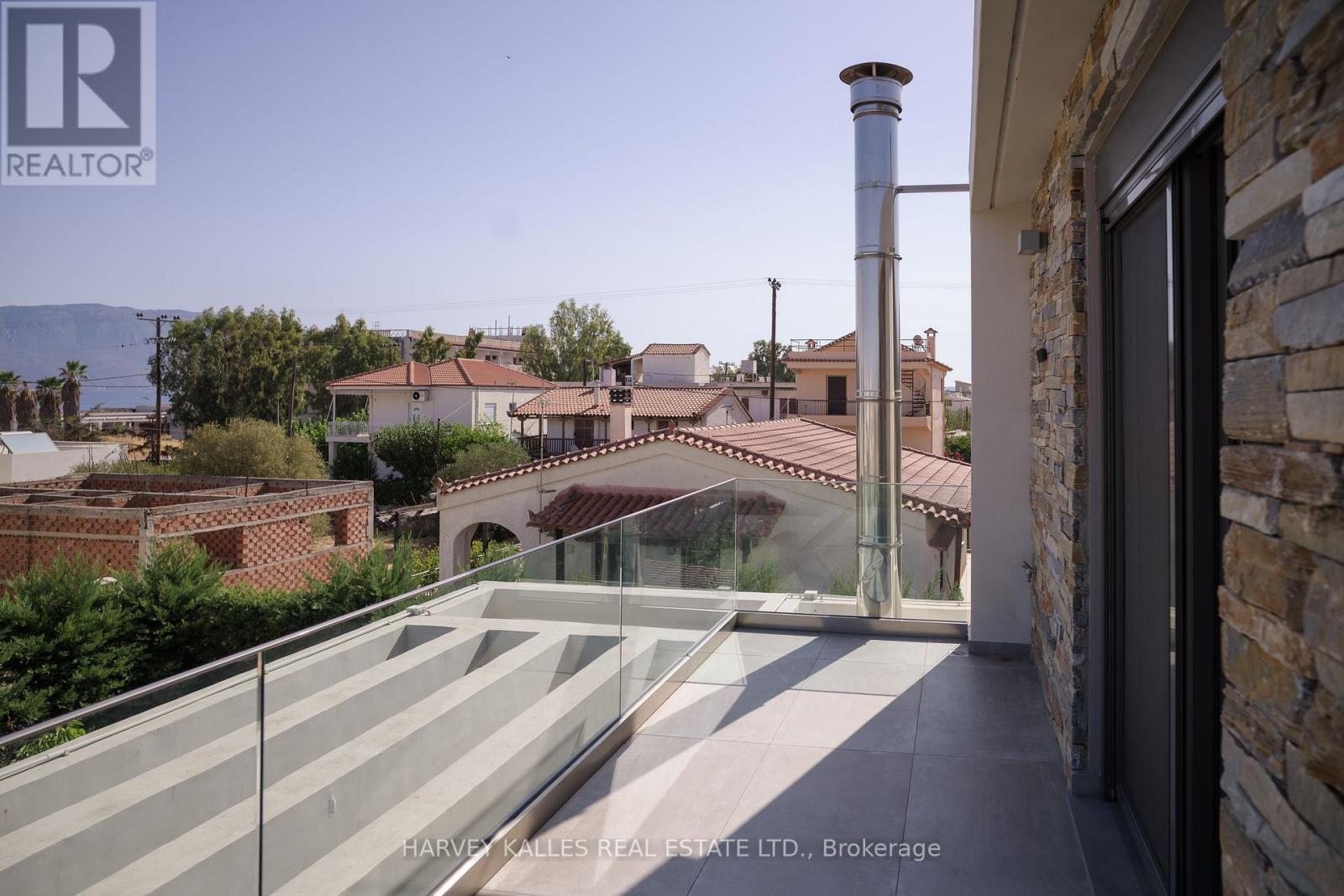 VILLA 4 IMION STREET