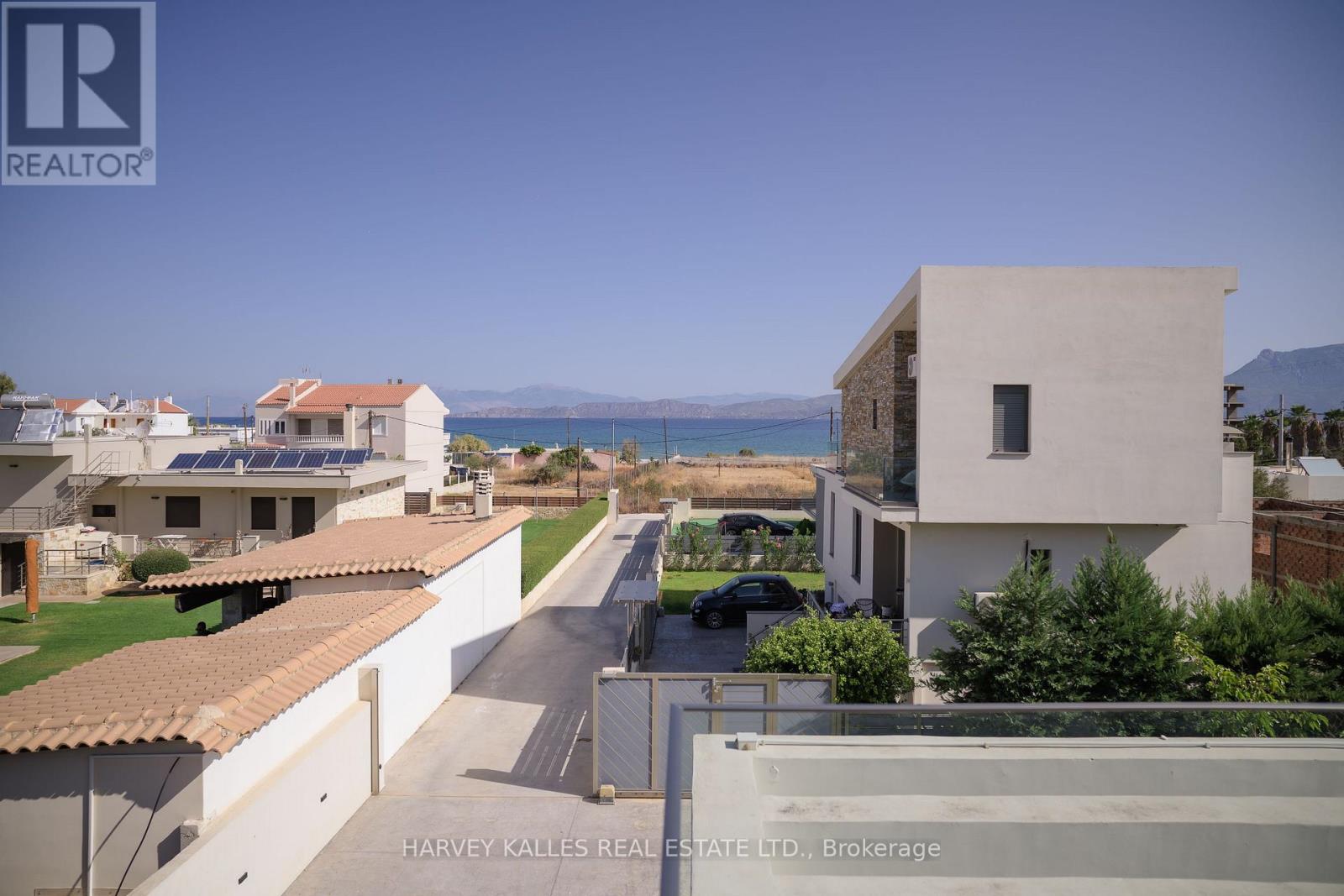 VILLA 4 IMION STREET