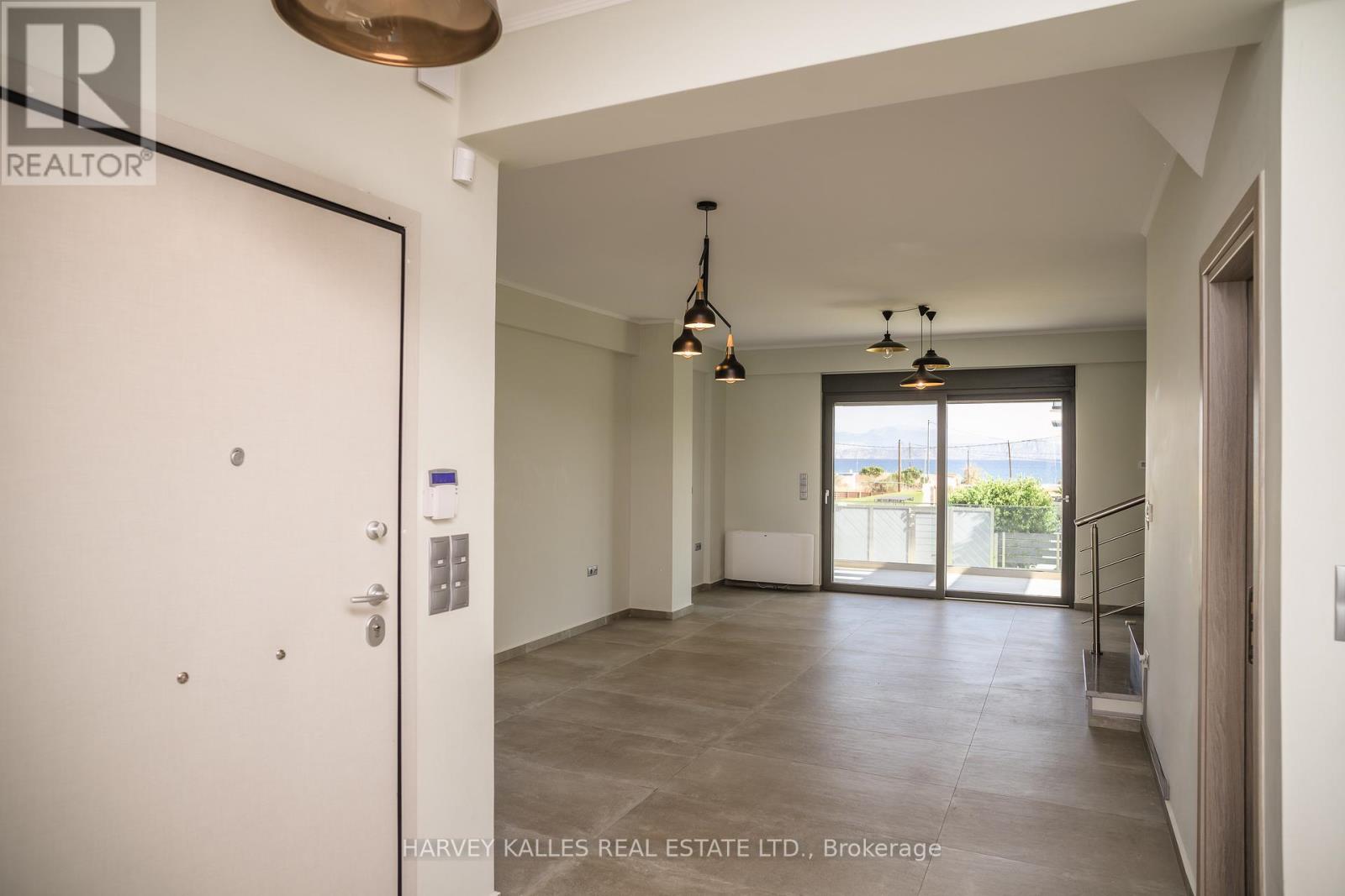 VILLA 4 IMION STREET