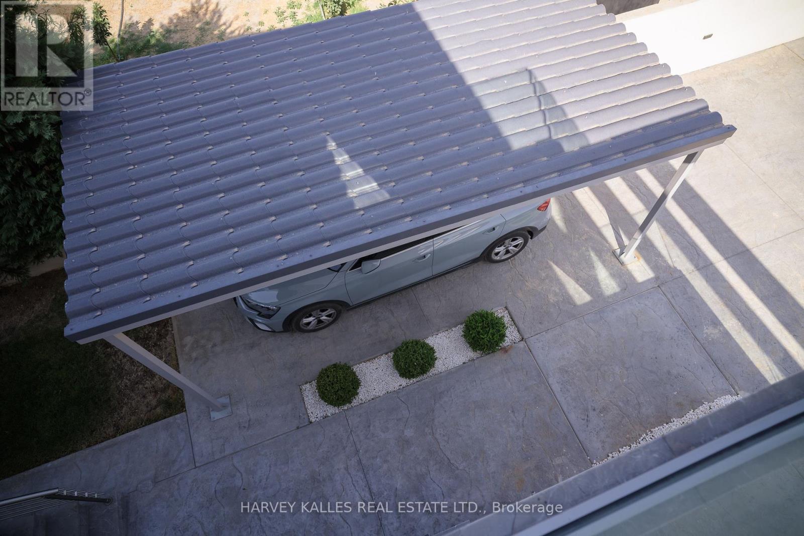 VILLA 4 IMION STREET