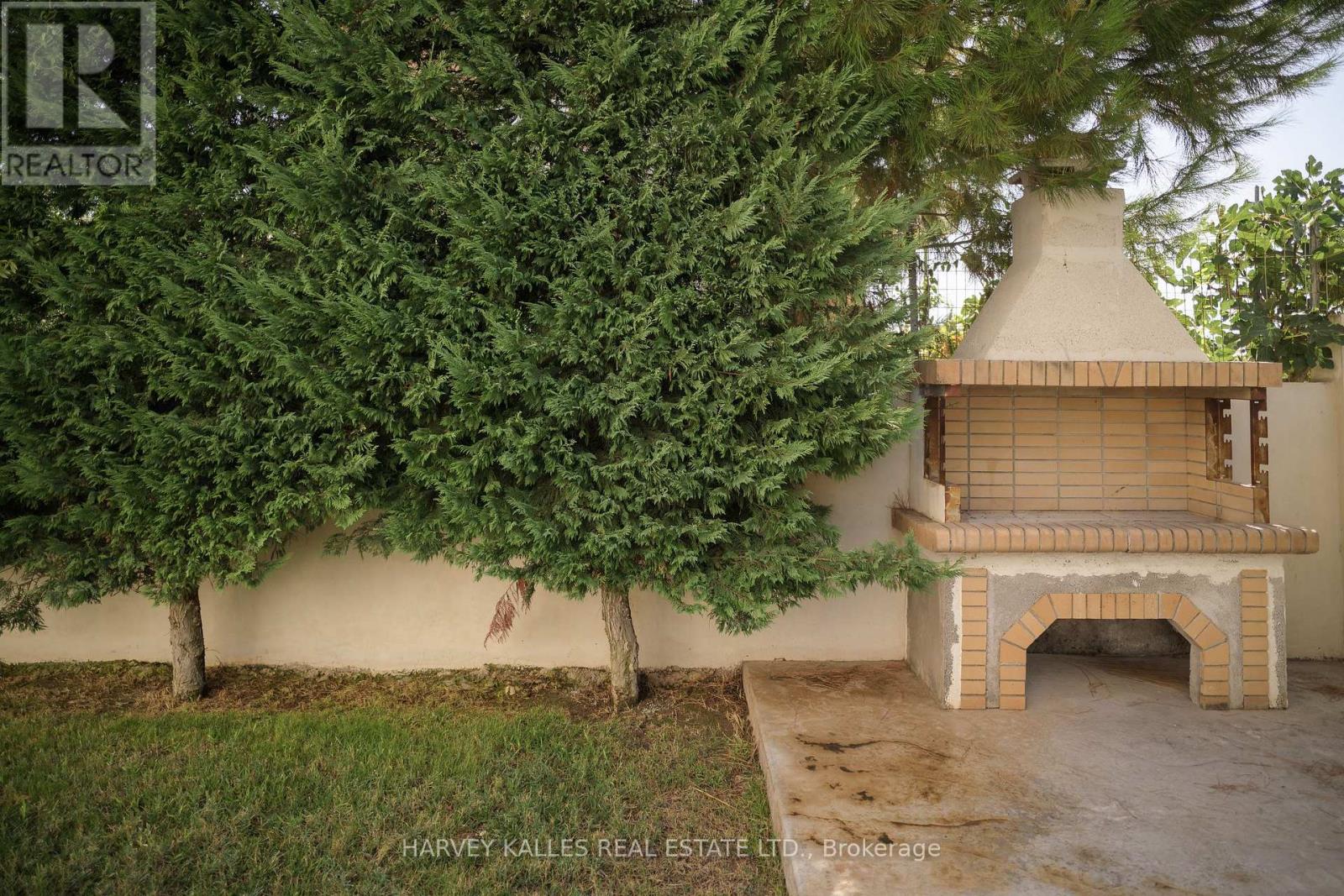 VILLA 4 IMION STREET