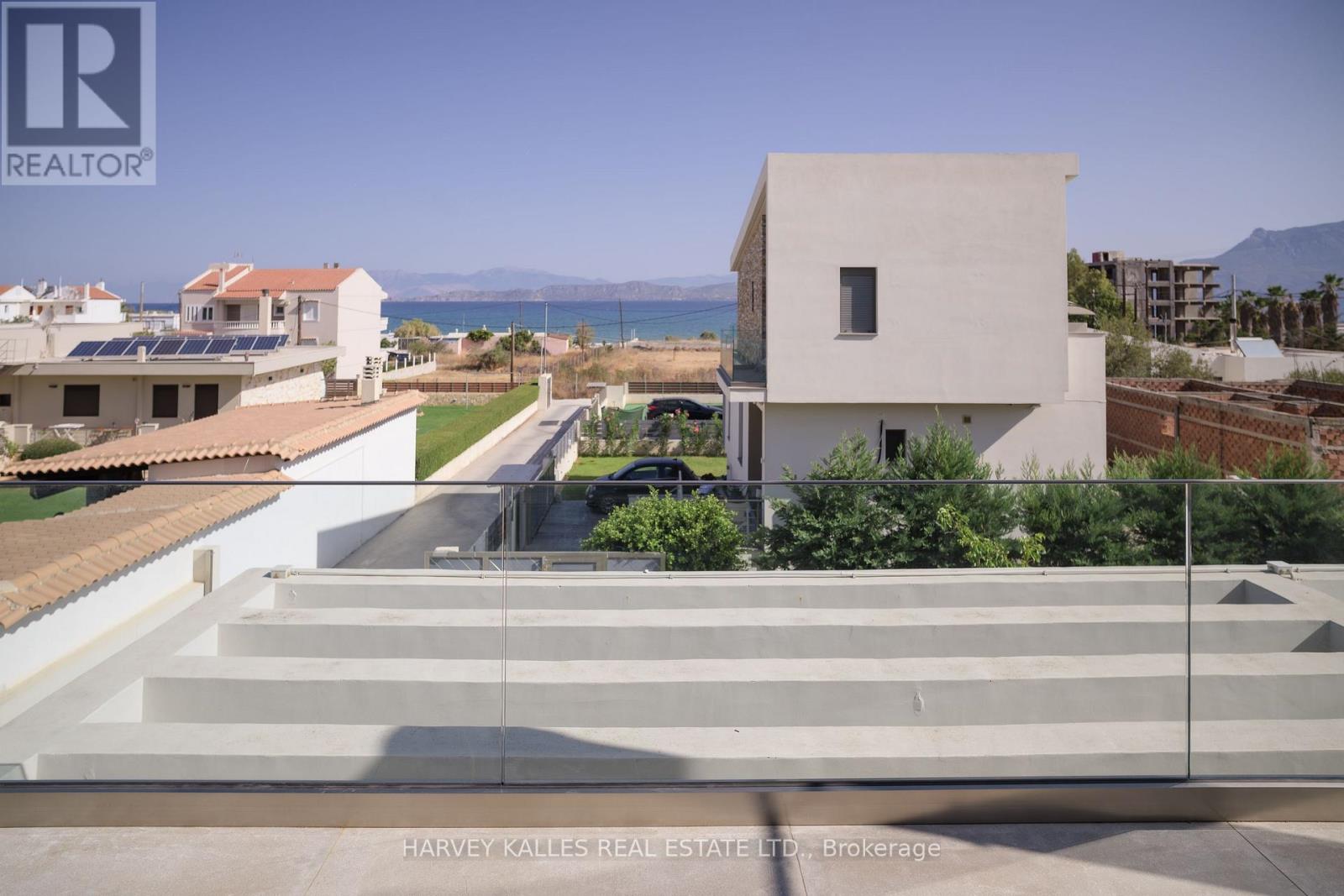 VILLA 4 IMION STREET