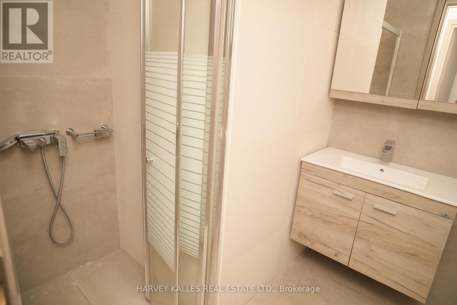 VILLA 4 IMION STREET