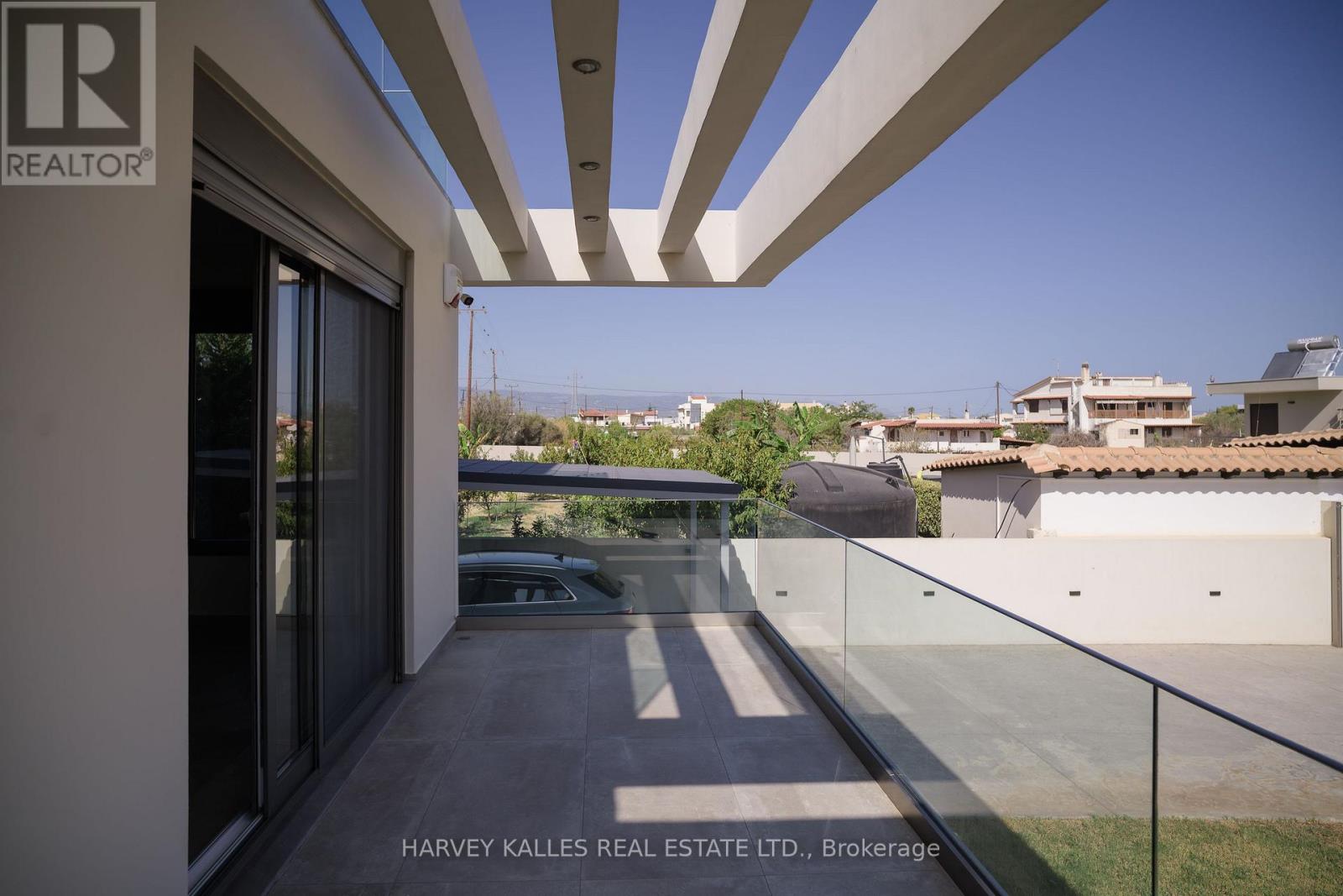 VILLA 4 IMION STREET