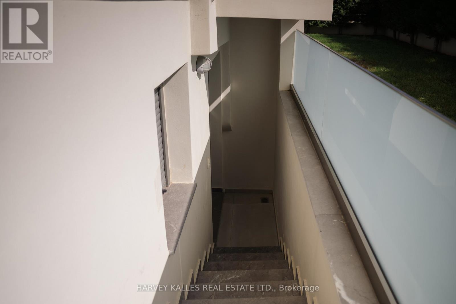 VILLA 4 IMION STREET