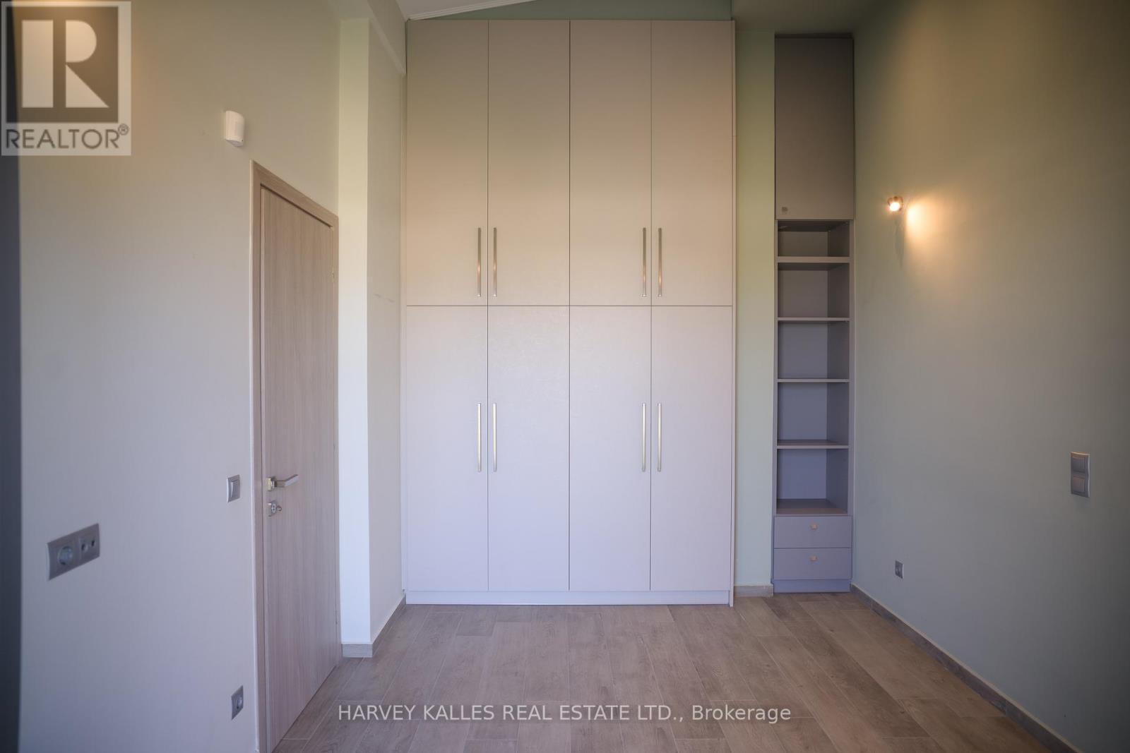 VILLA 4 IMION STREET