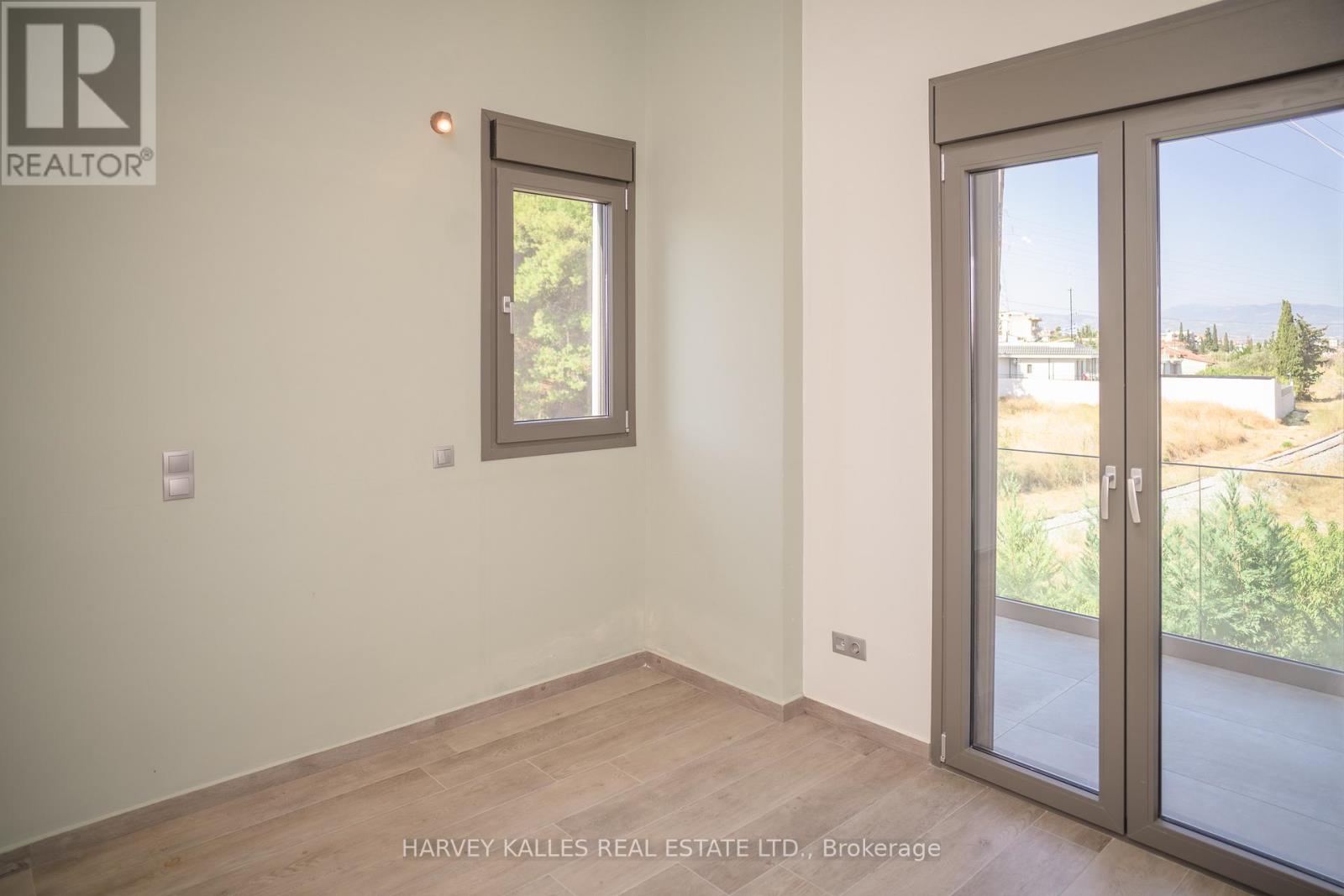 VILLA 4 IMION STREET