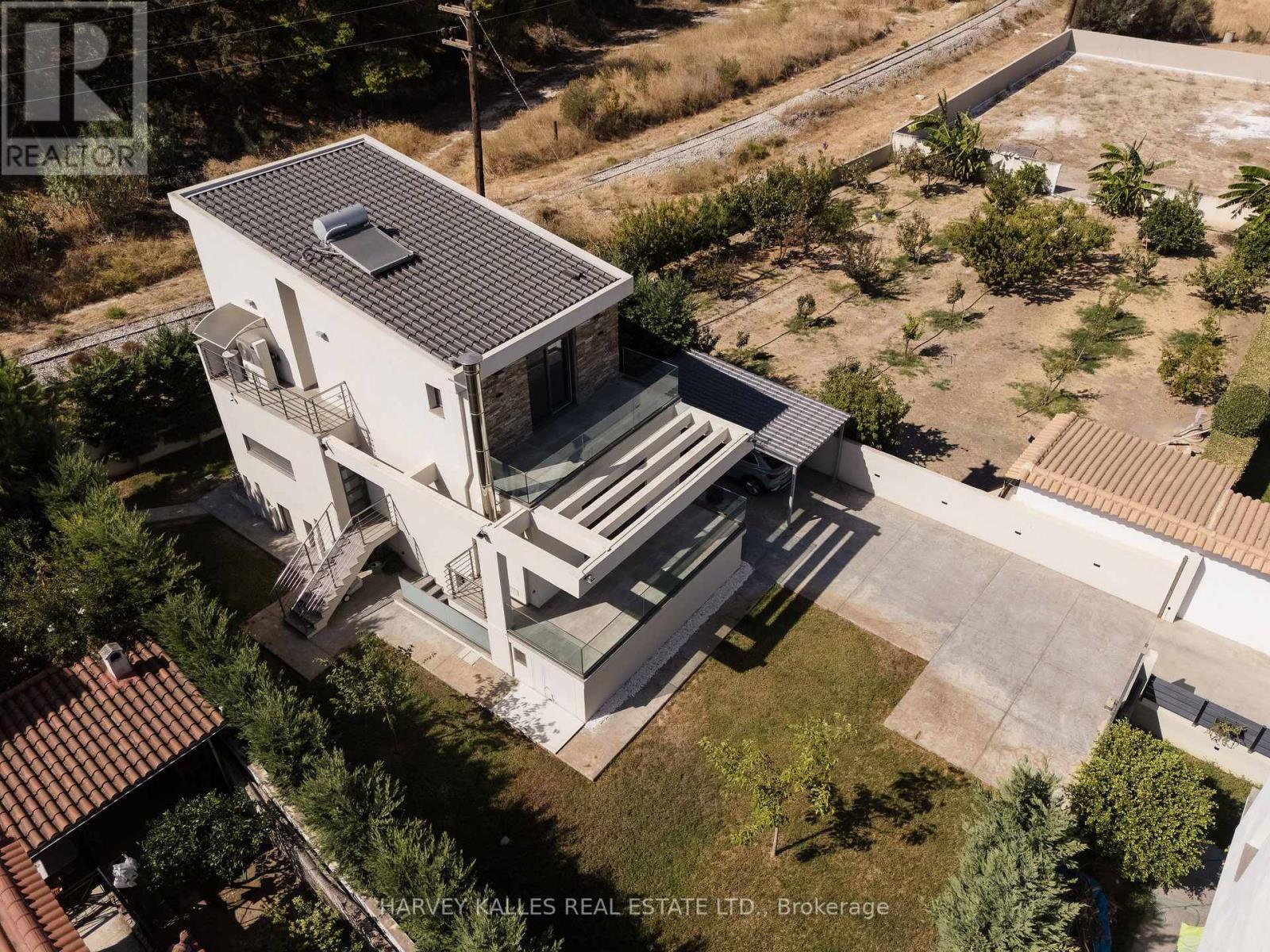 VILLA 4 IMION STREET