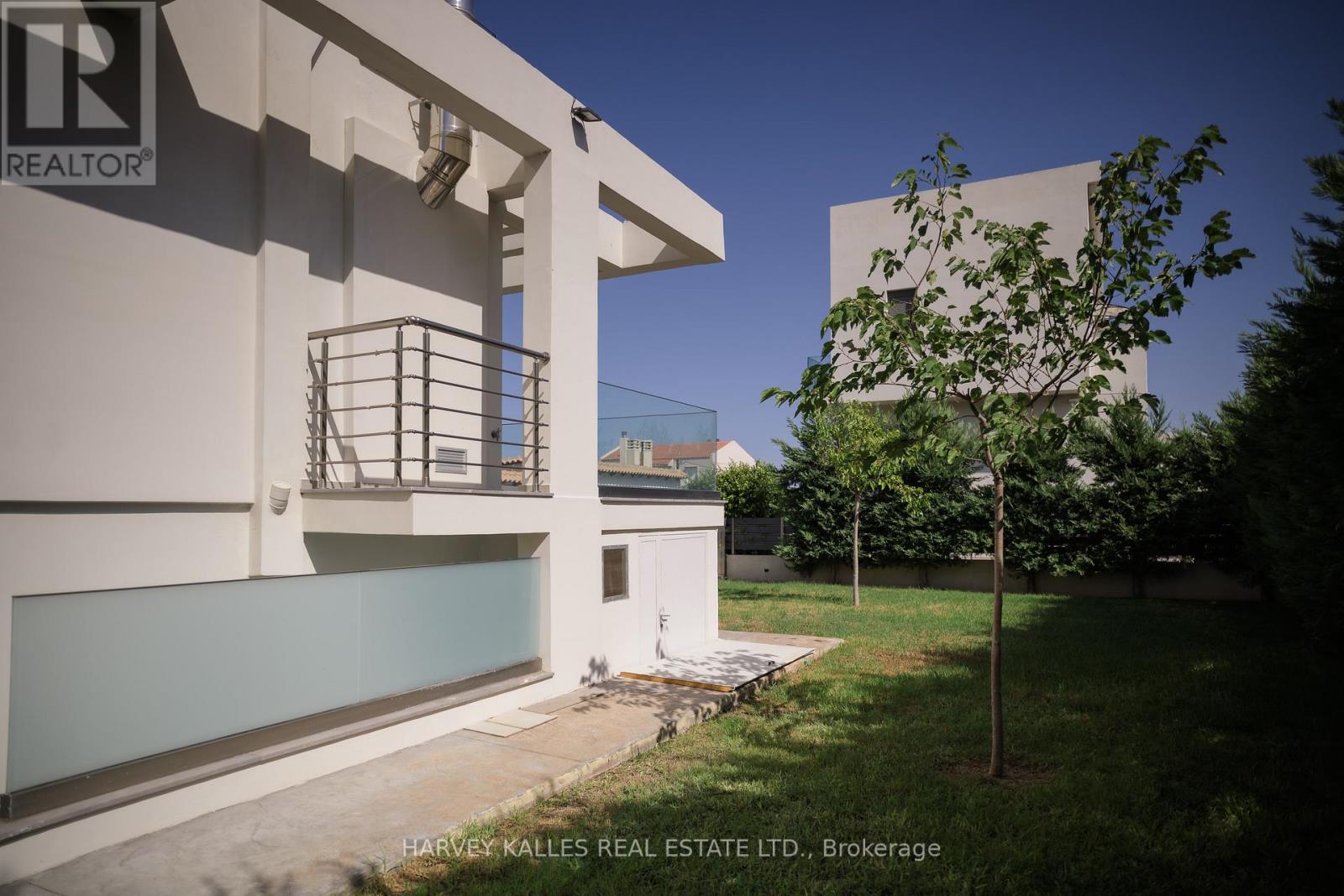 VILLA 4 IMION STREET